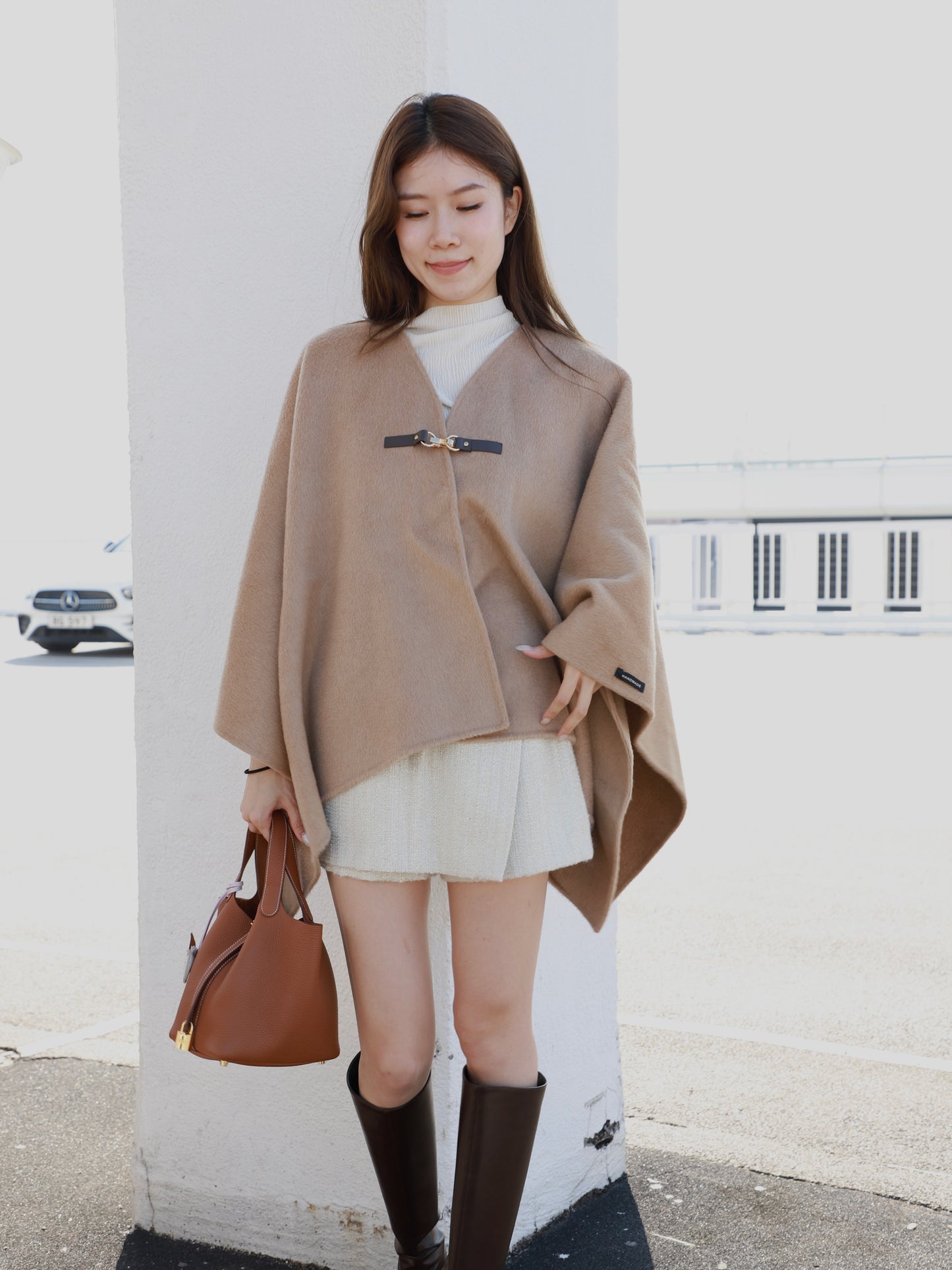 100% Wool Premium Cape