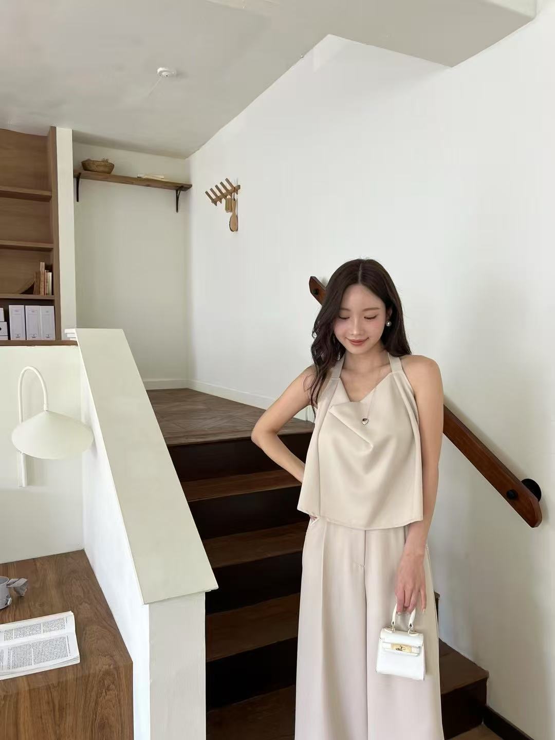Cross neck chiffon Tank Top