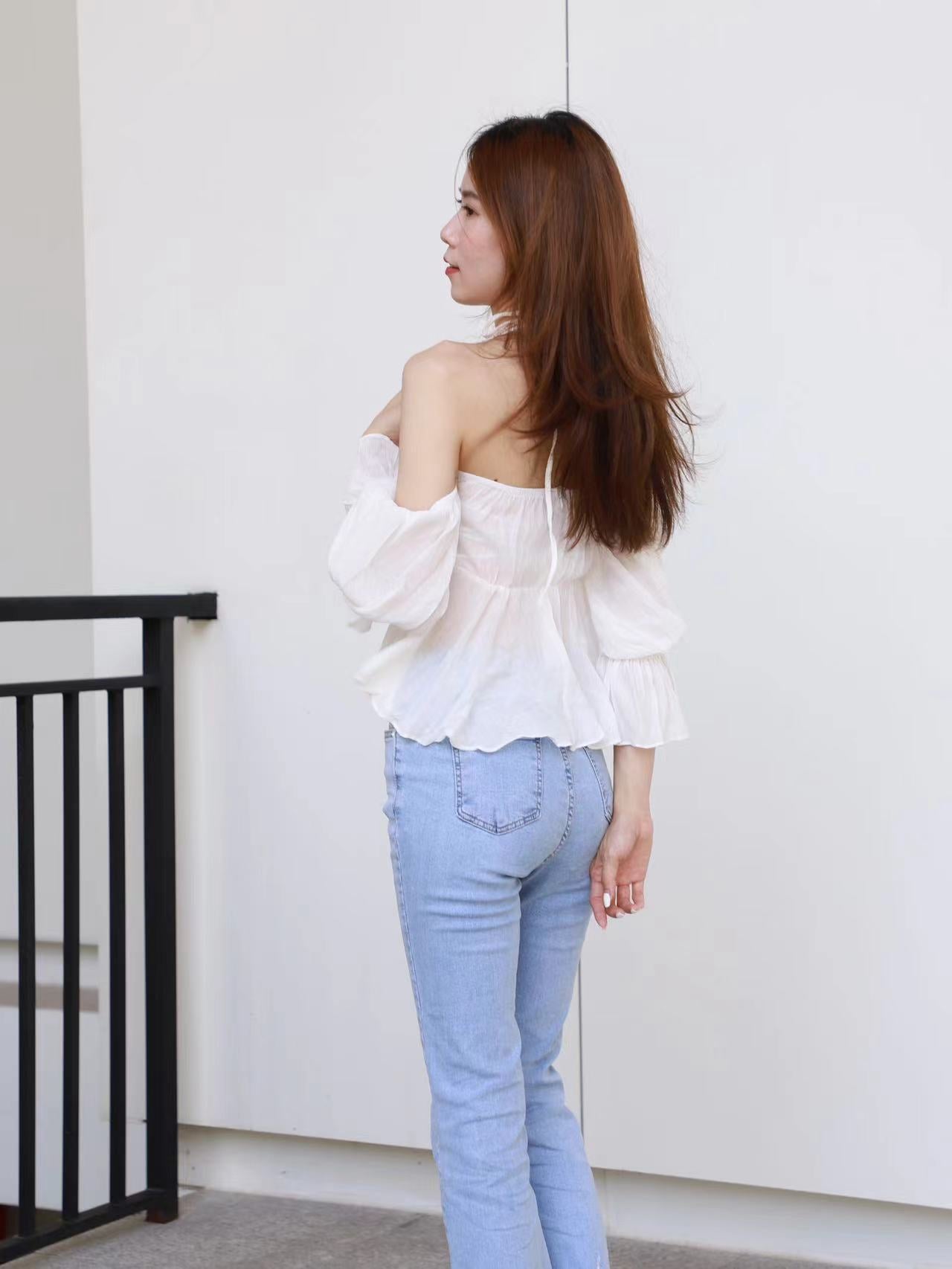 Ruffles End Flare Jeans