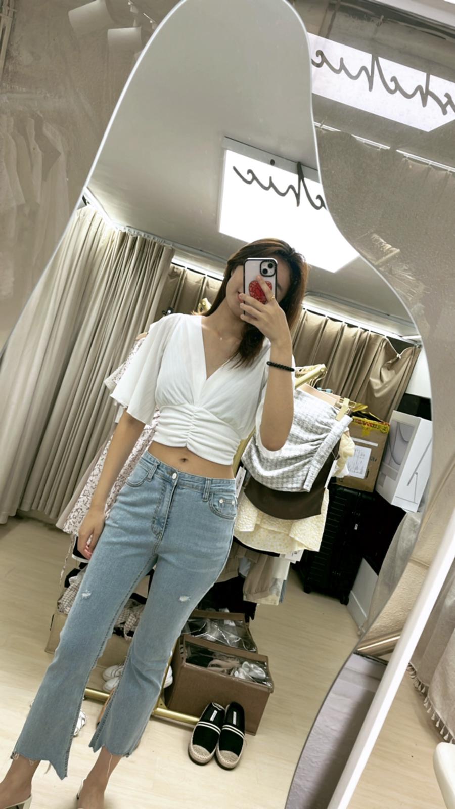 V neck Big Sleeves Cropped T Top