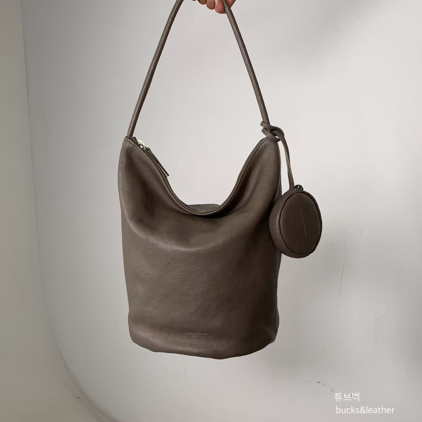 Circle Bucket Bag (with coin bag)