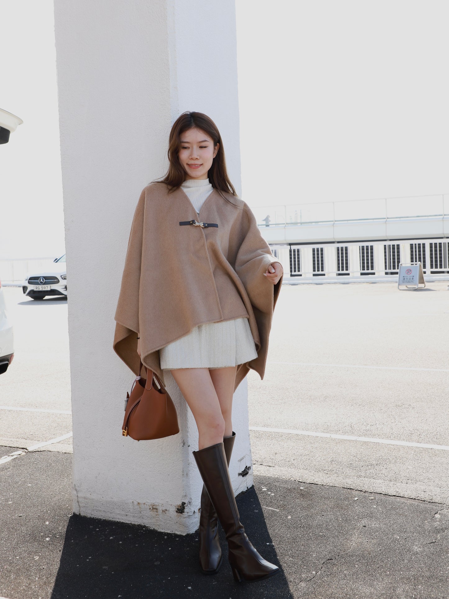 100% Wool Premium Cape