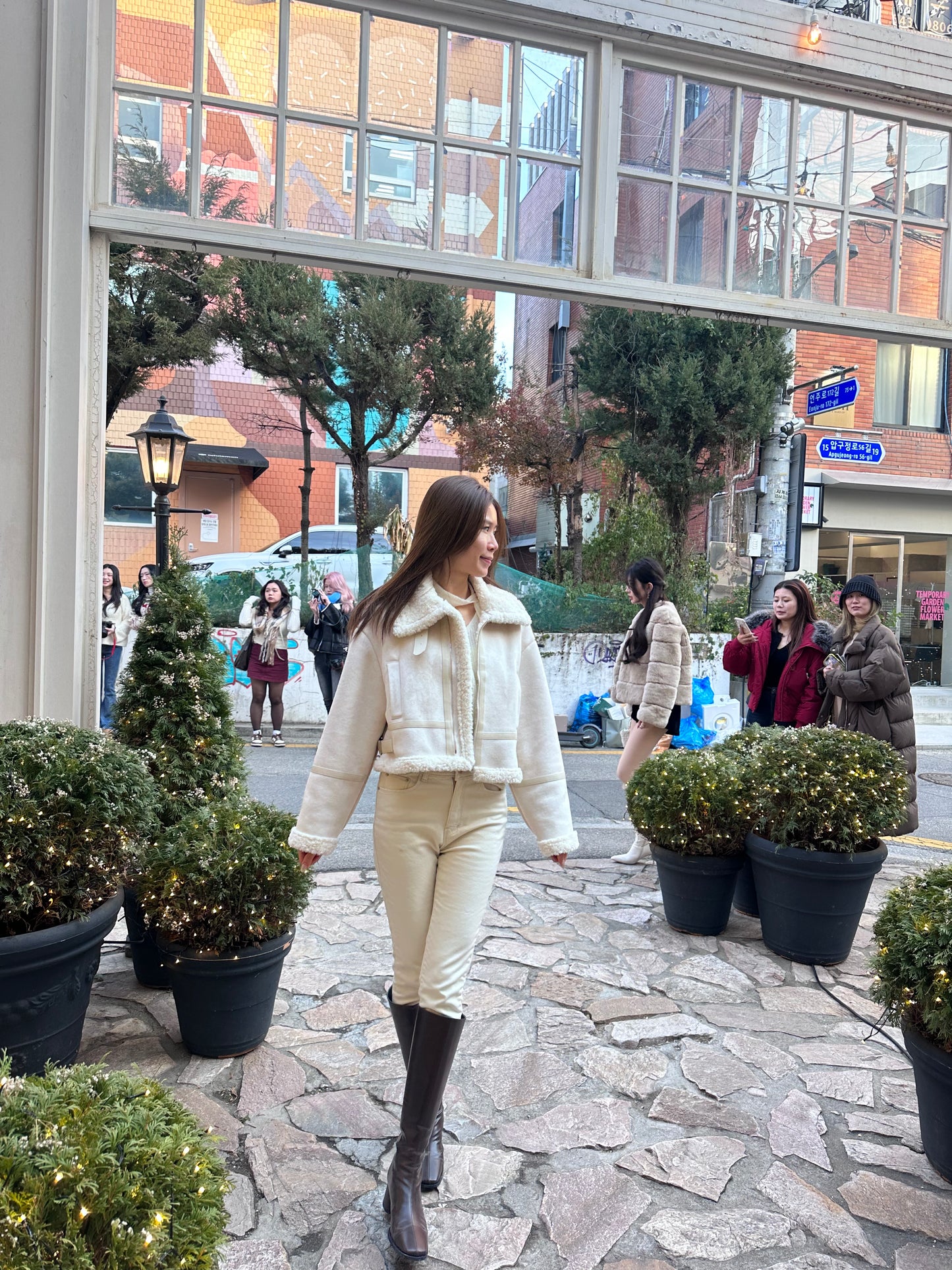 Snow White Jacket 🤍