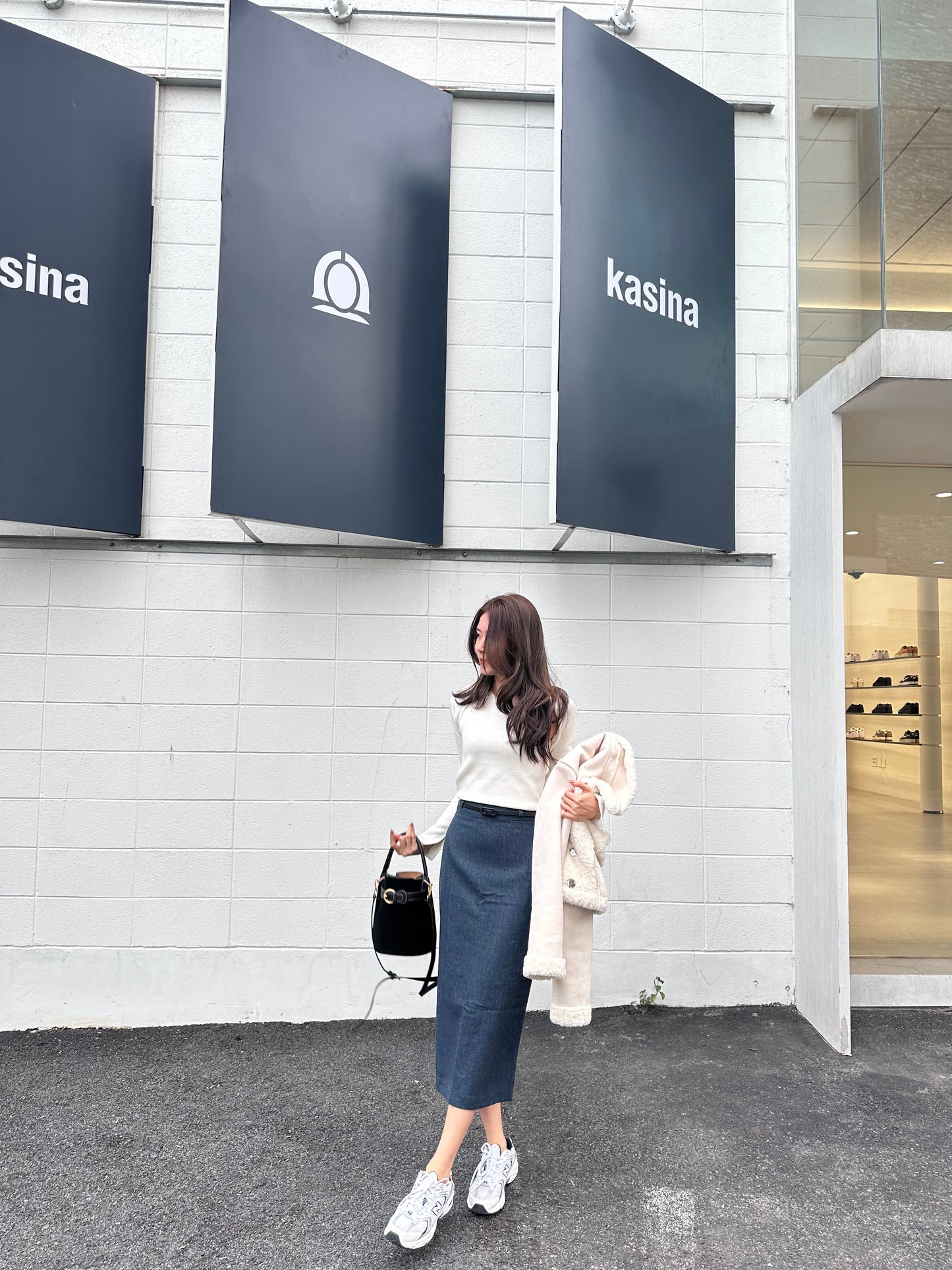 Wool Maxi Skirt with belt
