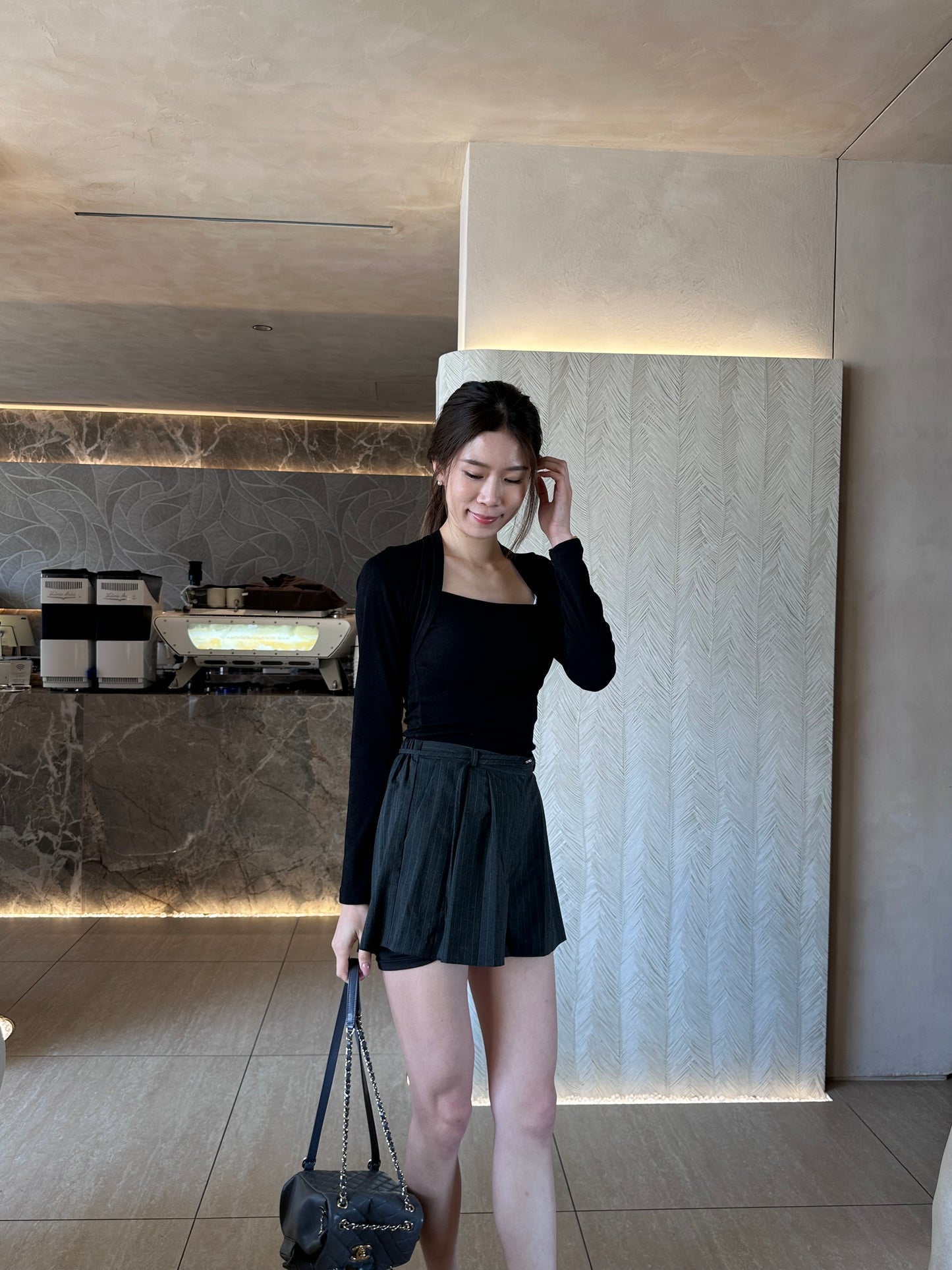 Square Neck Long Sleeves with Pads