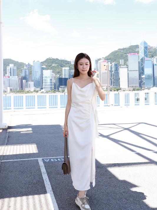 Silk Tail on Shoulder Maxi Drss