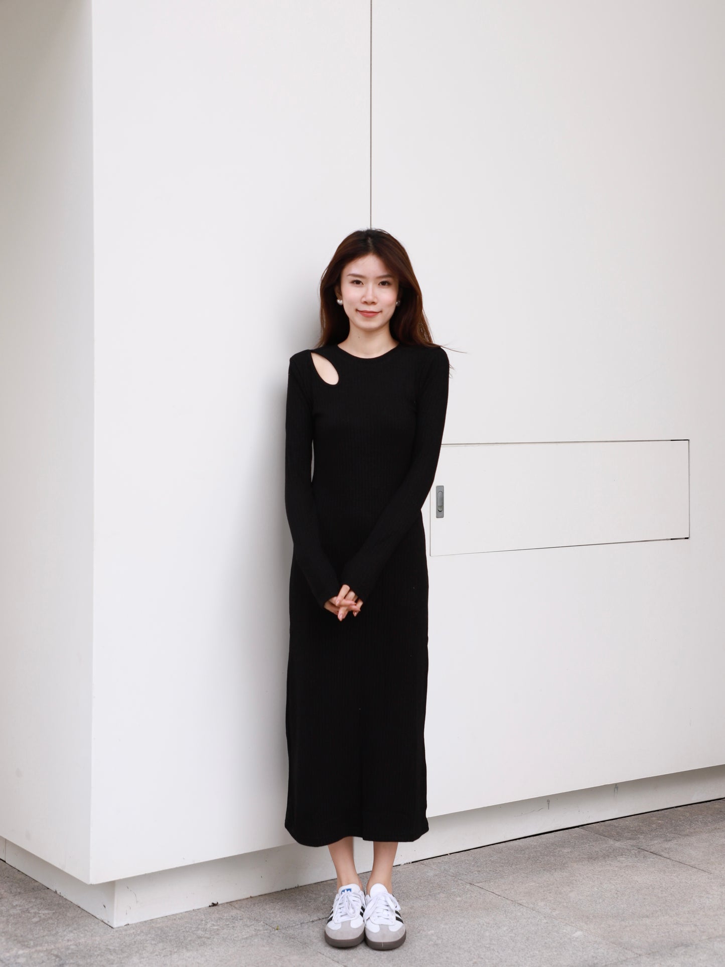 Hole on Shoulder Maxi Dress