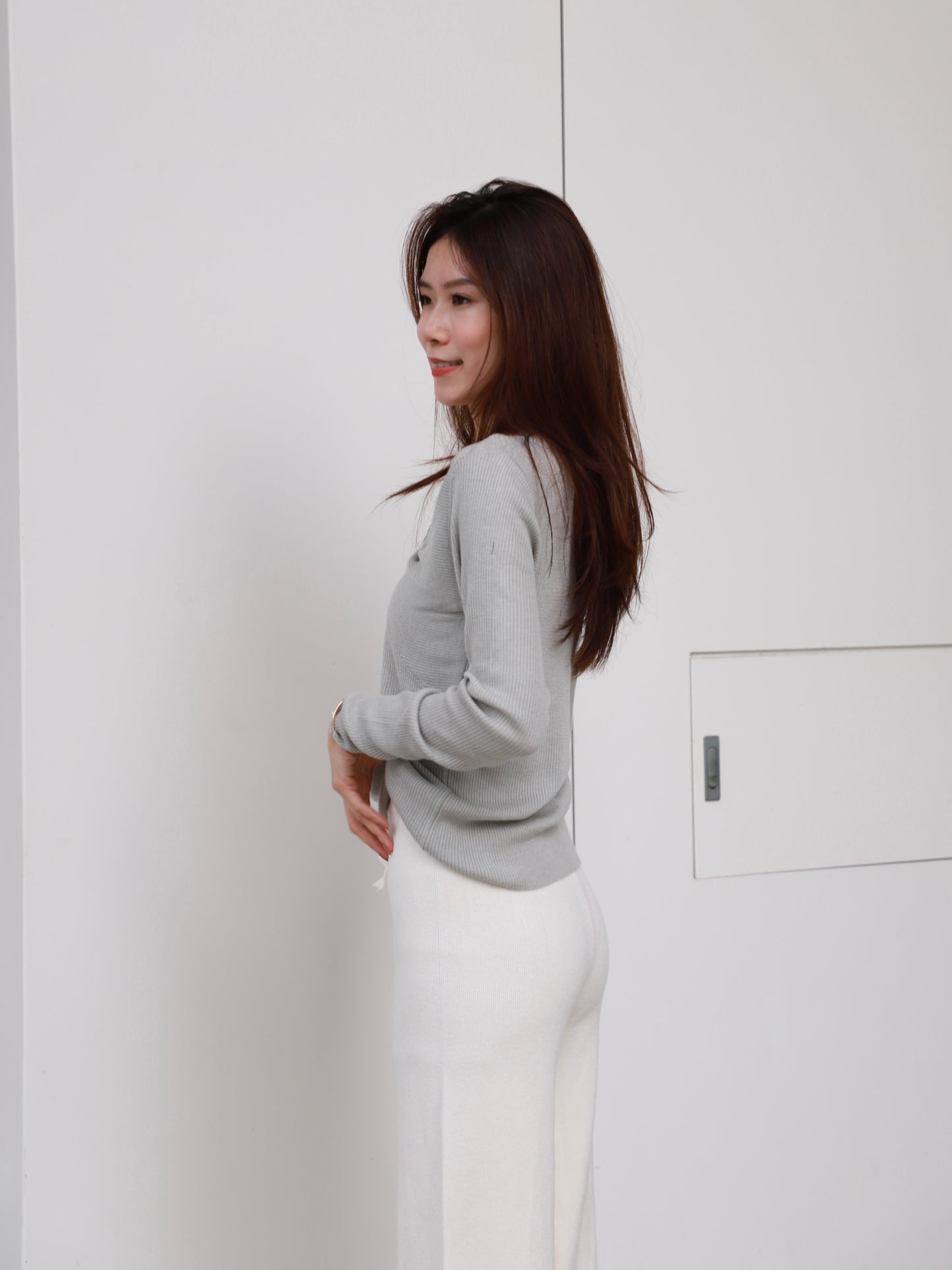 Ribbon Tied Knitted Long Sleeves Top