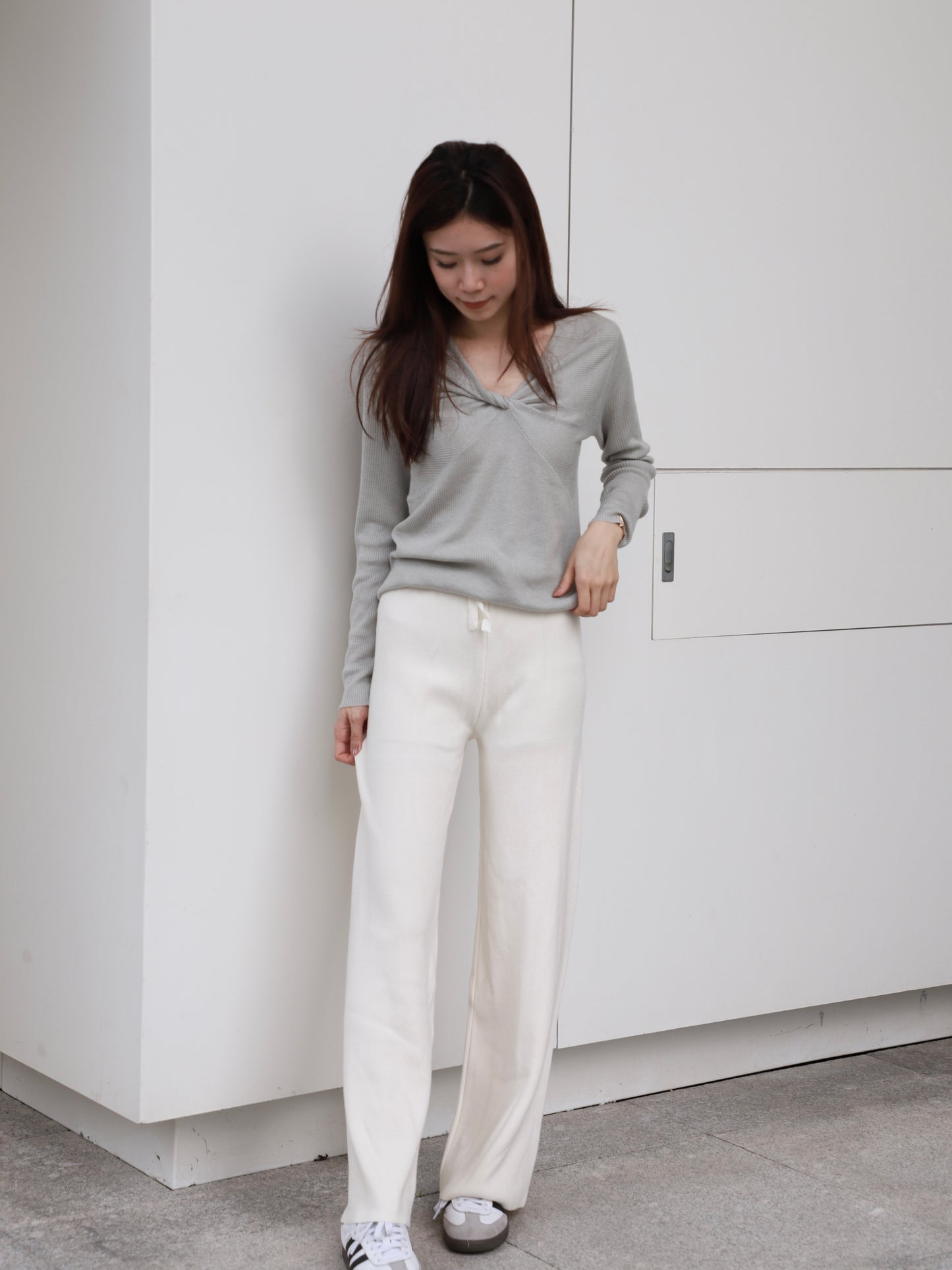 Ribbon Tied Knitted Long Sleeves Top