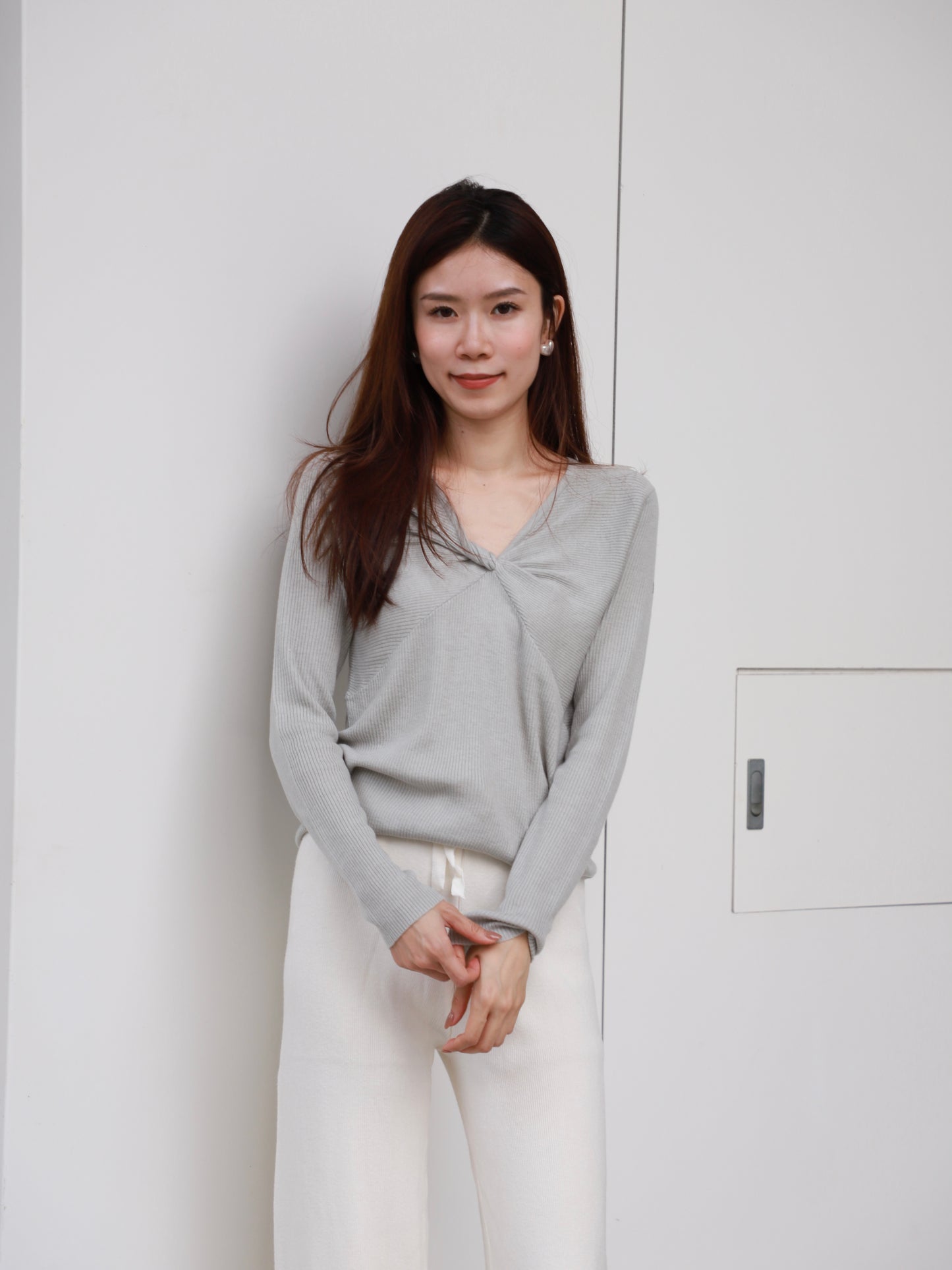 Ribbon Tied Knitted Long Sleeves Top