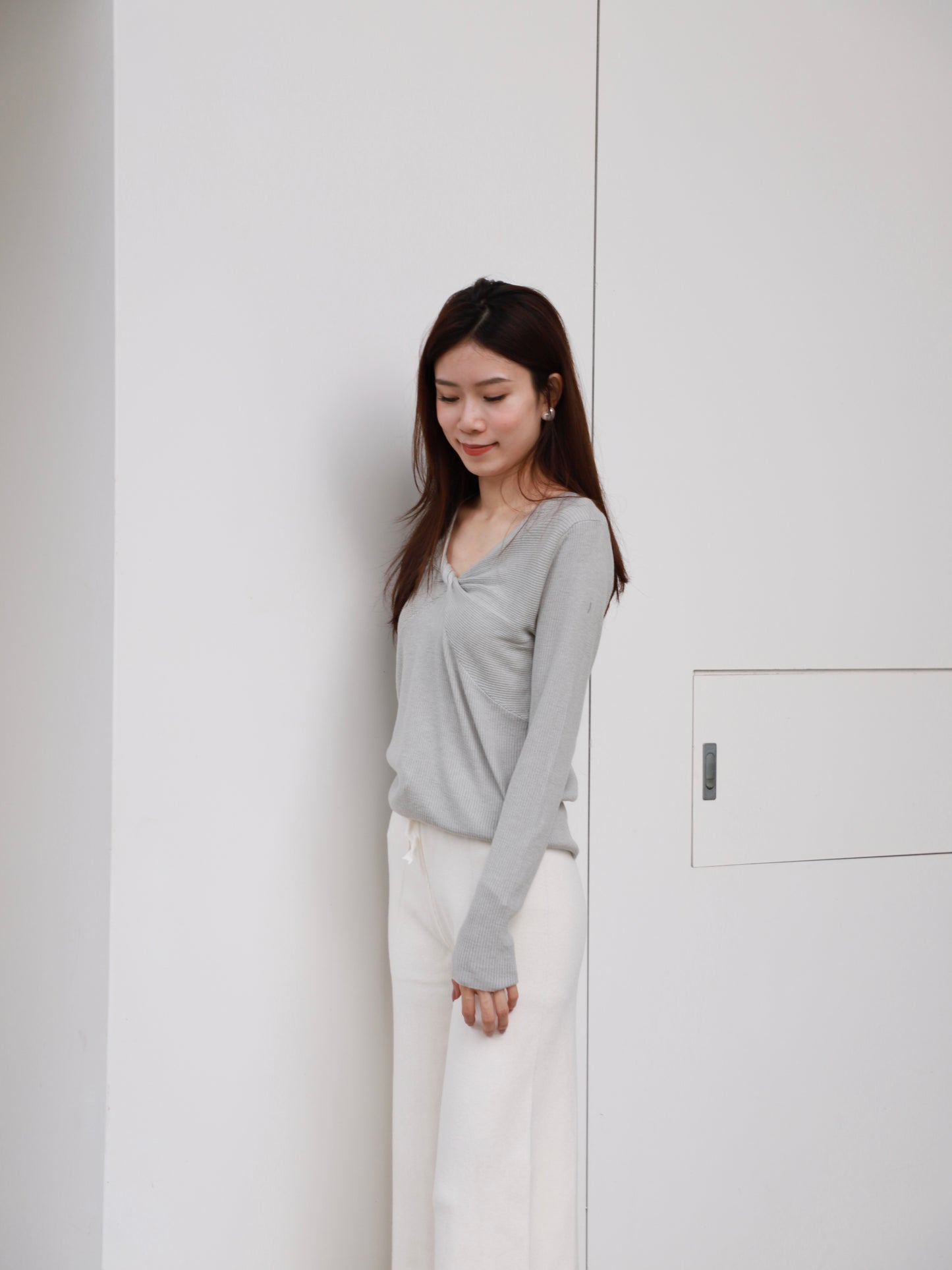 Ribbon Tied Knitted Long Sleeves Top