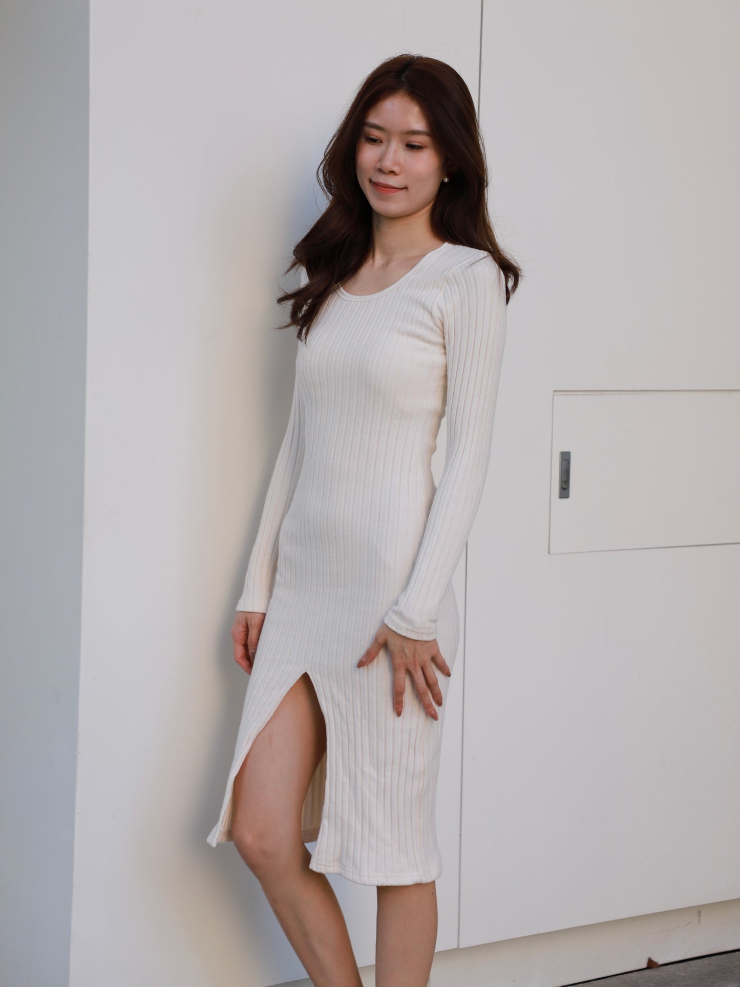 Knitted Slit Long Sleeves Maxi Dress