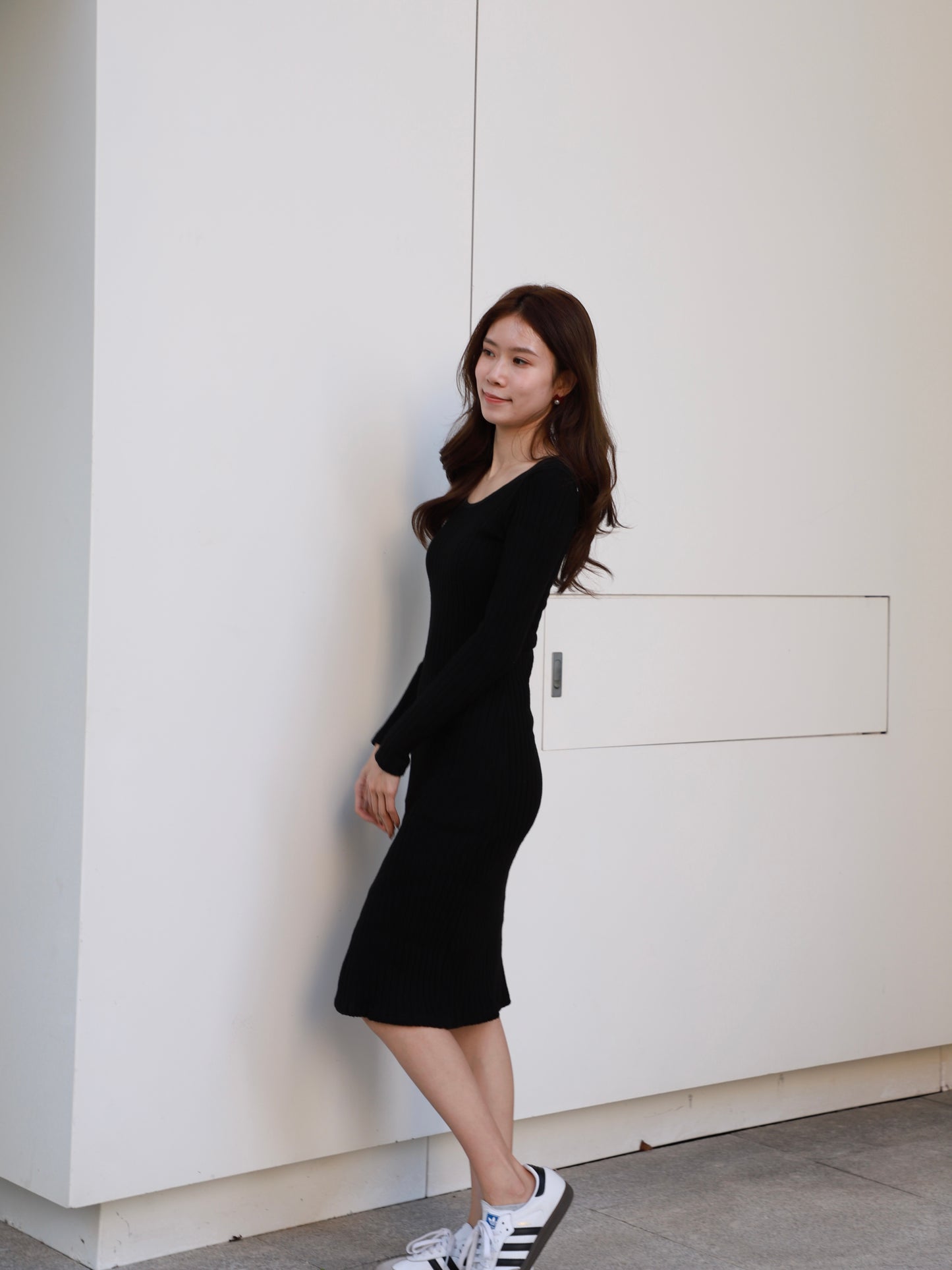 Knitted Slit Long Sleeves Maxi Dress