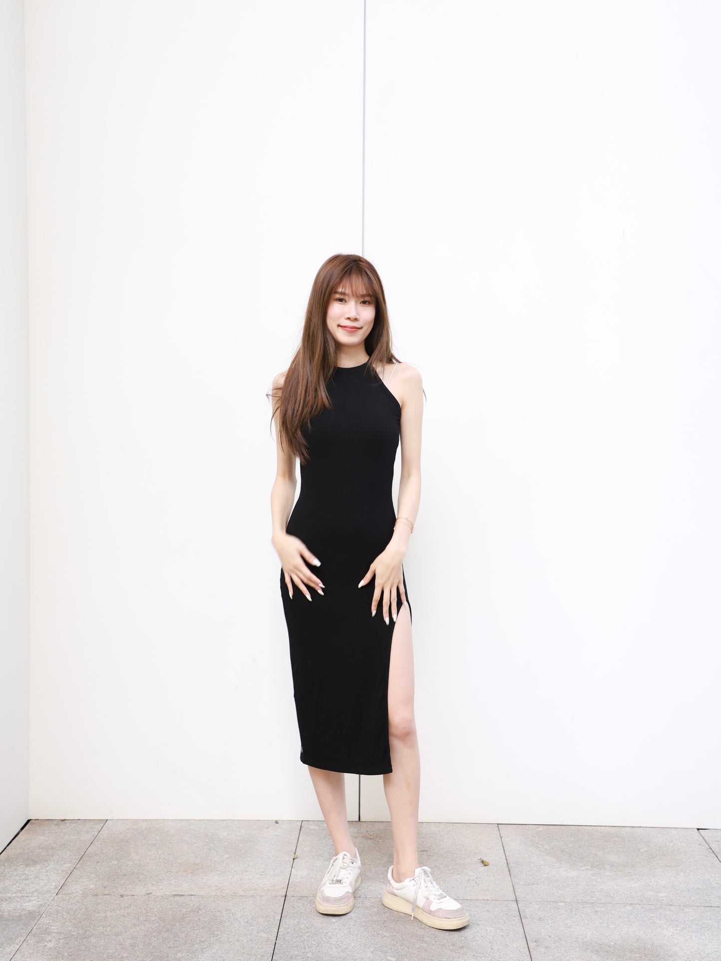 (ashchic made) Crewneck Slit Maxi Dress
