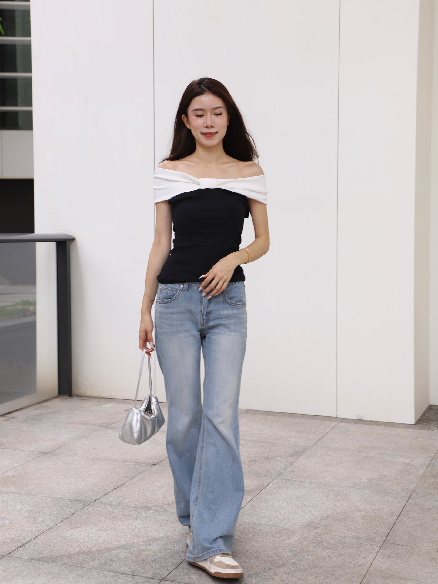 Butterfly B&W T Top