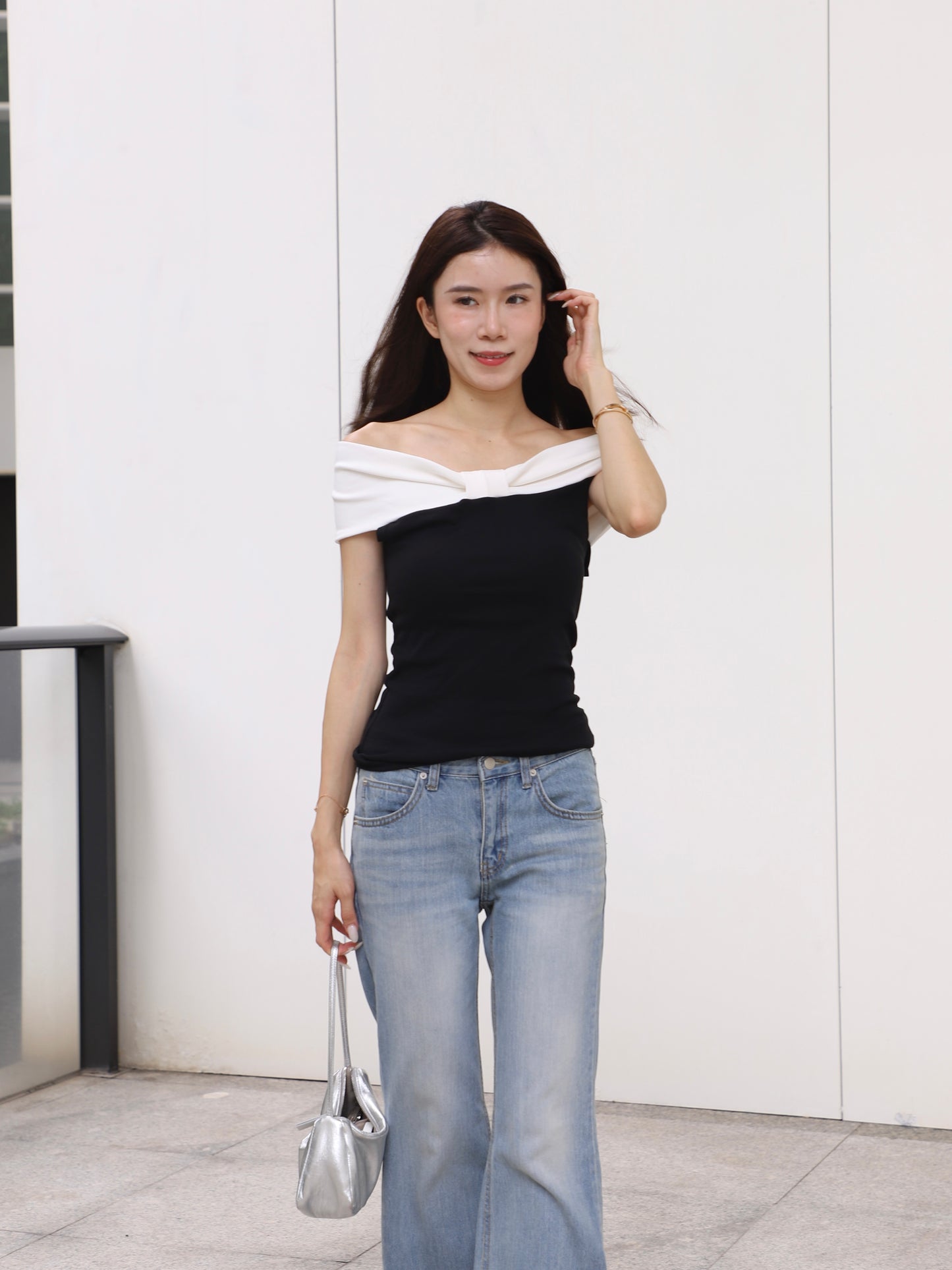 Butterfly B&W T Top