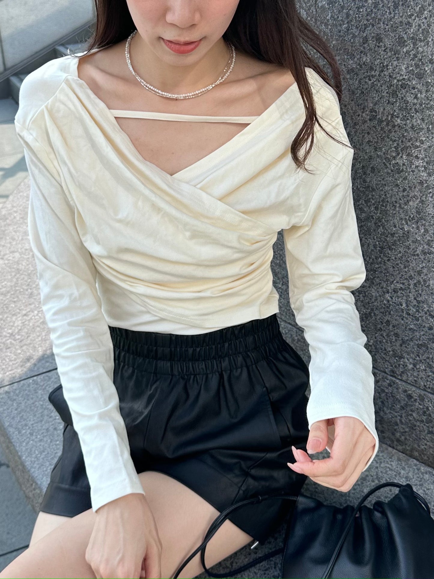 Strap on chest Long Sleeves Top