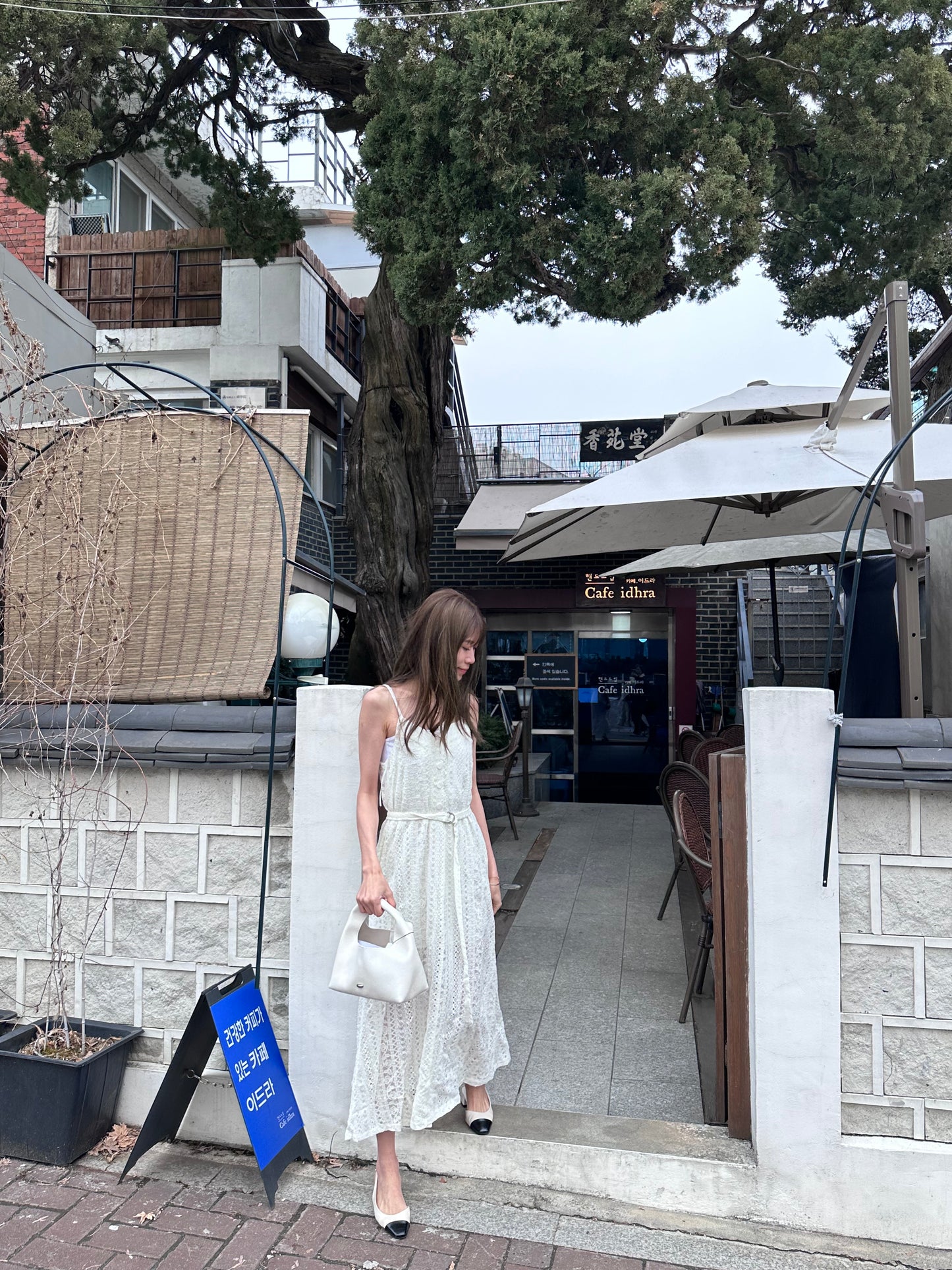 Lace Holiday Maxi Dress