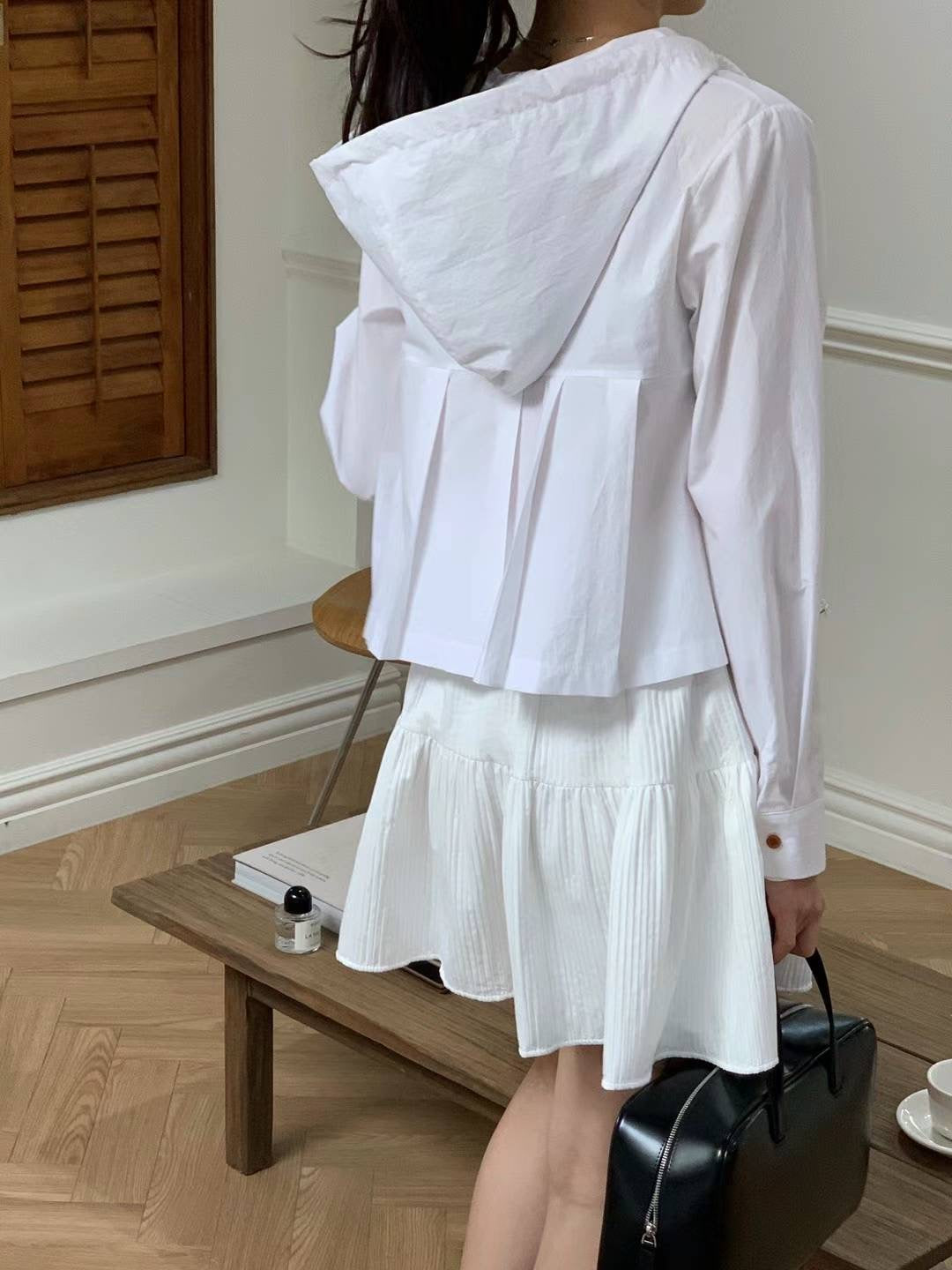 Pleated Shirt with Hat