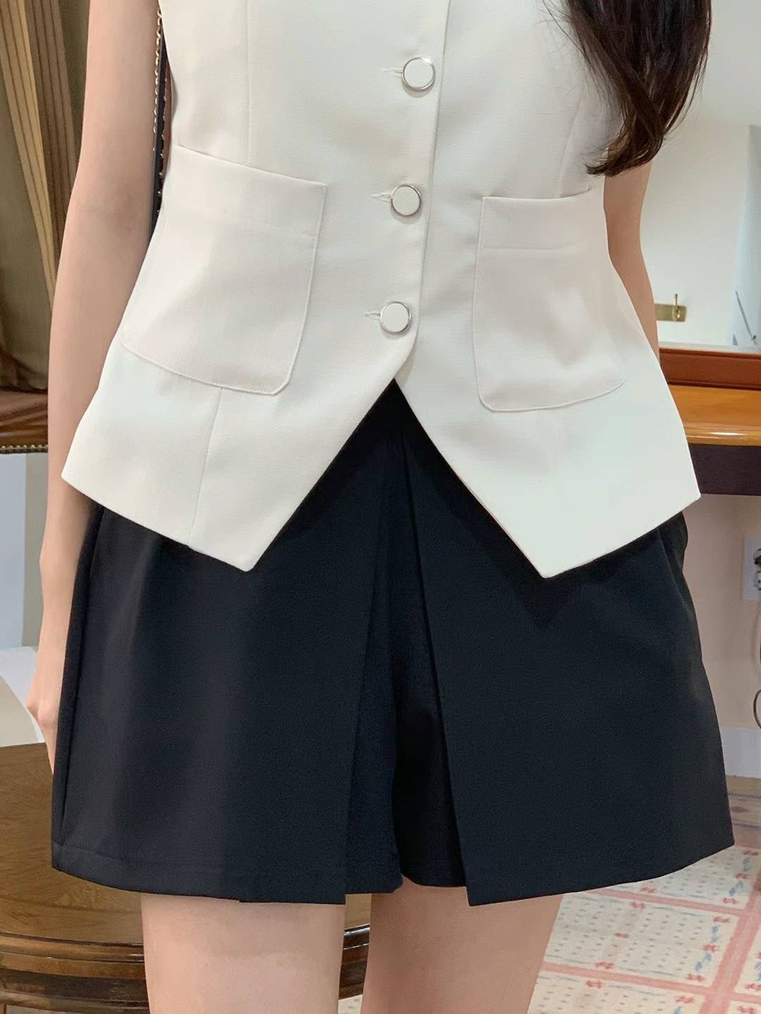Chiffon Slit Shorts