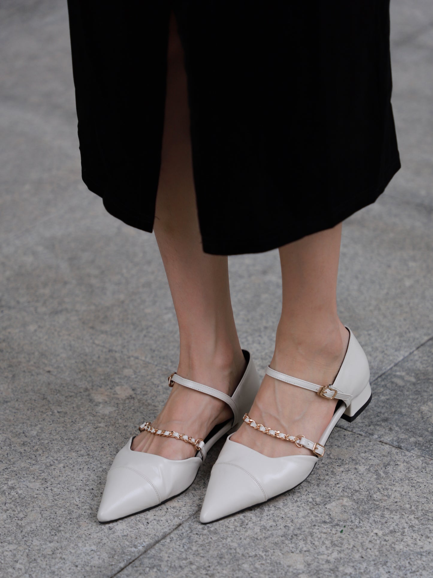 Chain on Top Flats