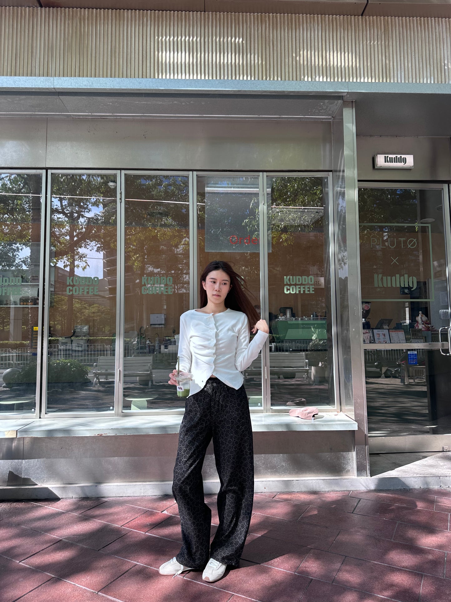 Whole Ruffles Long Sleeves Top
