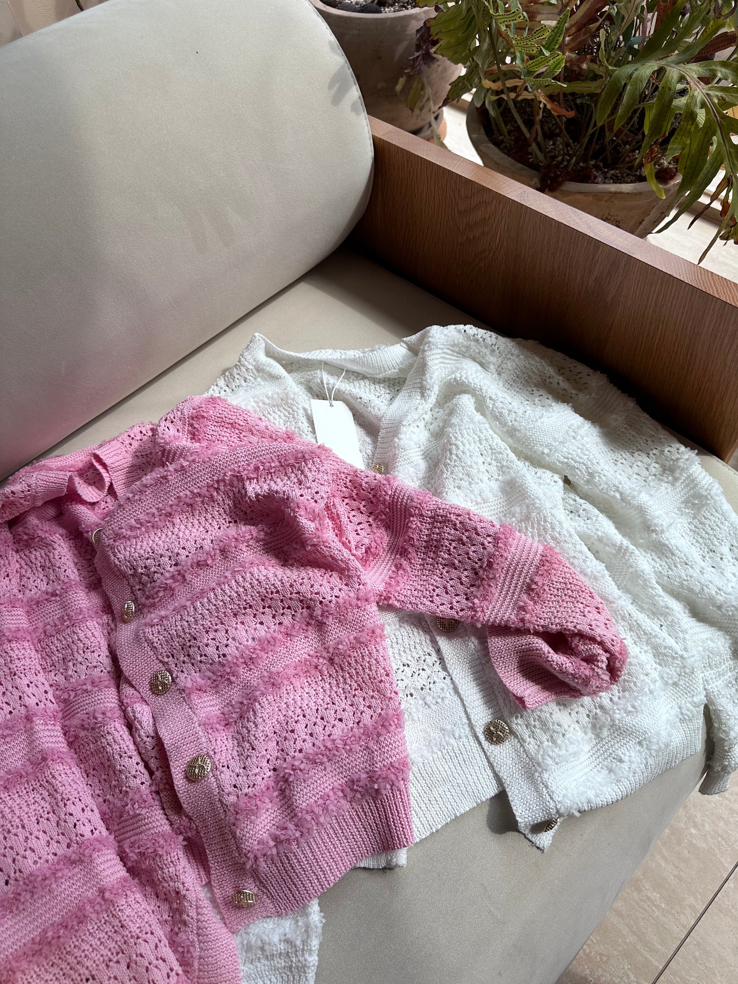 Ruffles Tweed Thin Cardigan