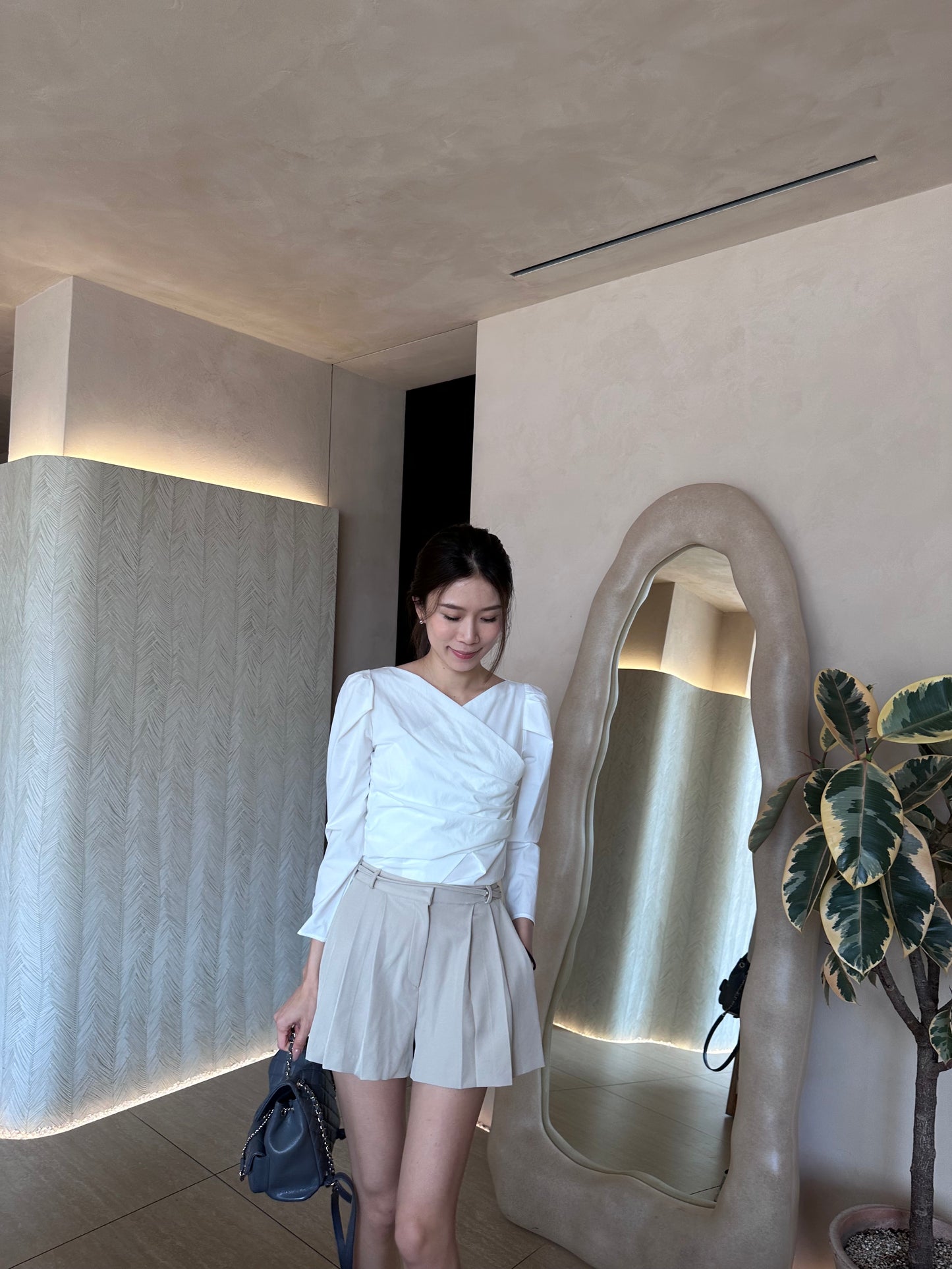 Cross V Smooth Shirt Top