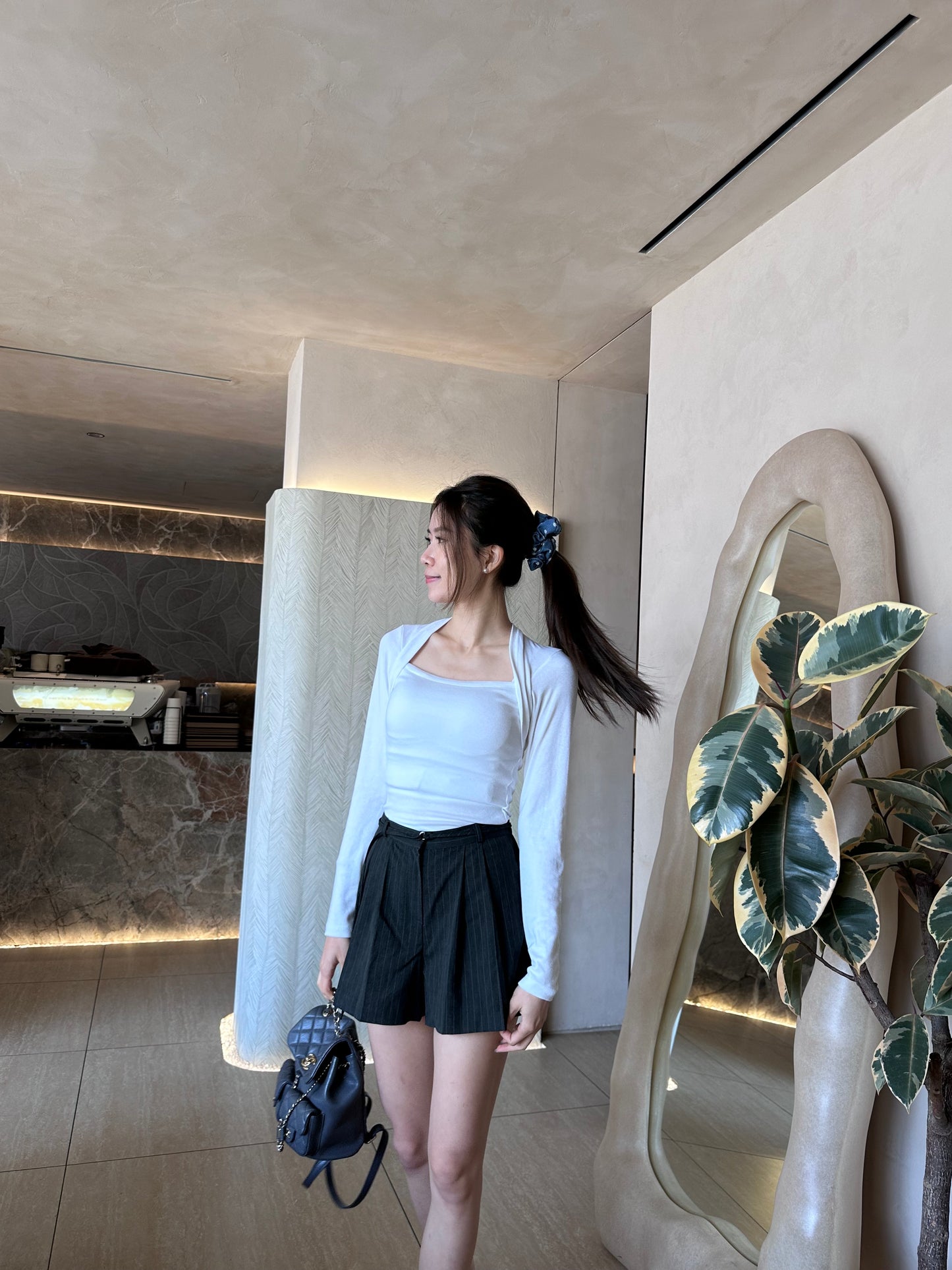 Square Neck Long Sleeves with Pads
