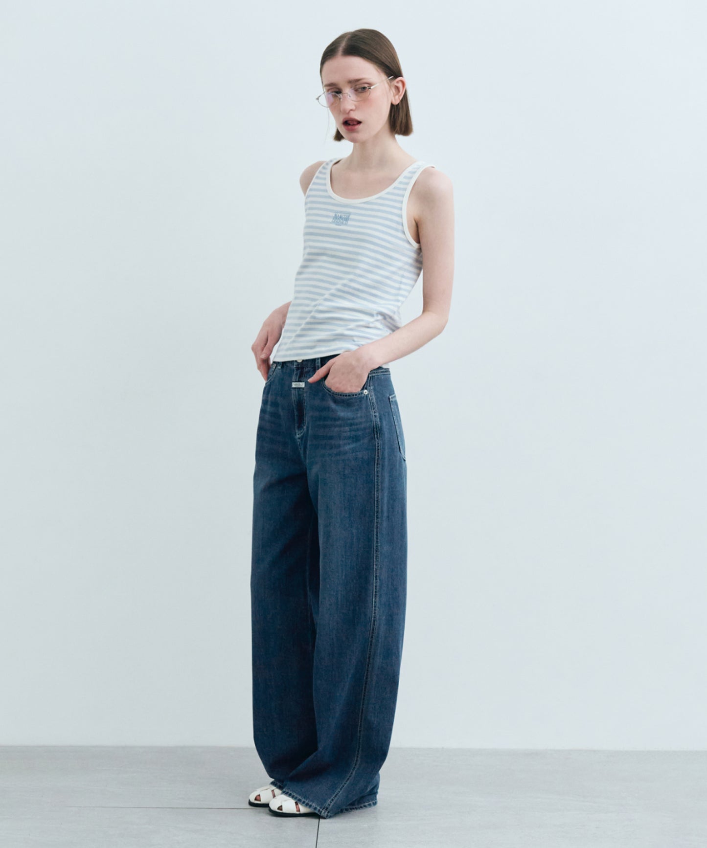 W CLASSIC LOGO SLEEVELESS