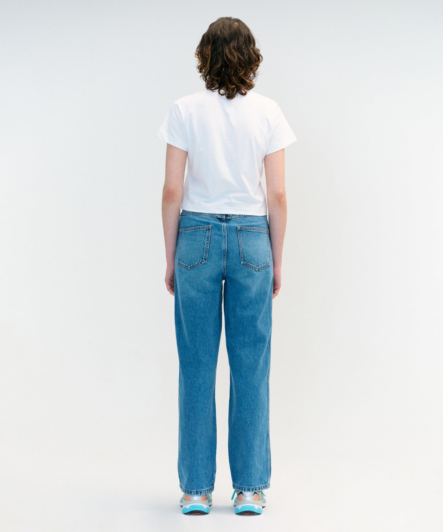 W CLASSIC LOGO CROP TEE