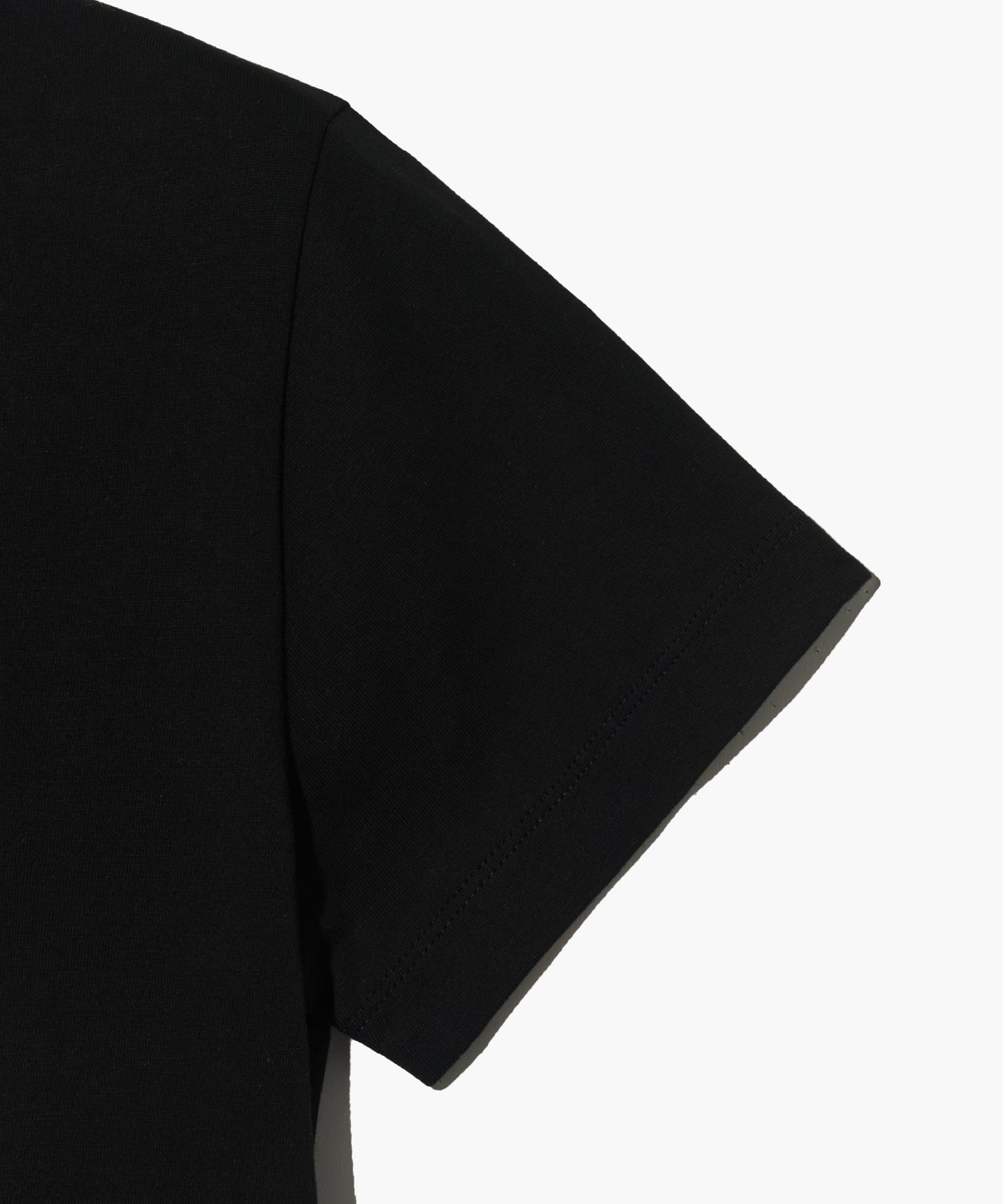 W LETTERING CROP TEE