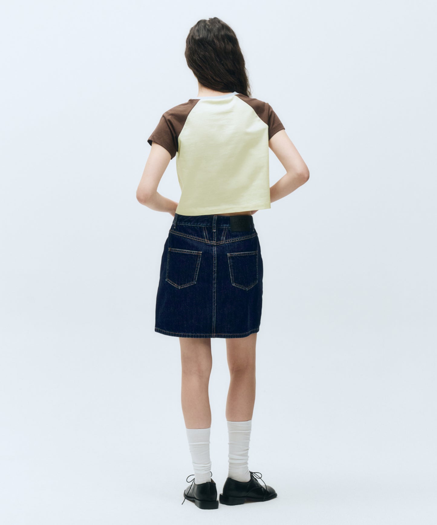 W 2-TONE RAGLAN CROP TEE