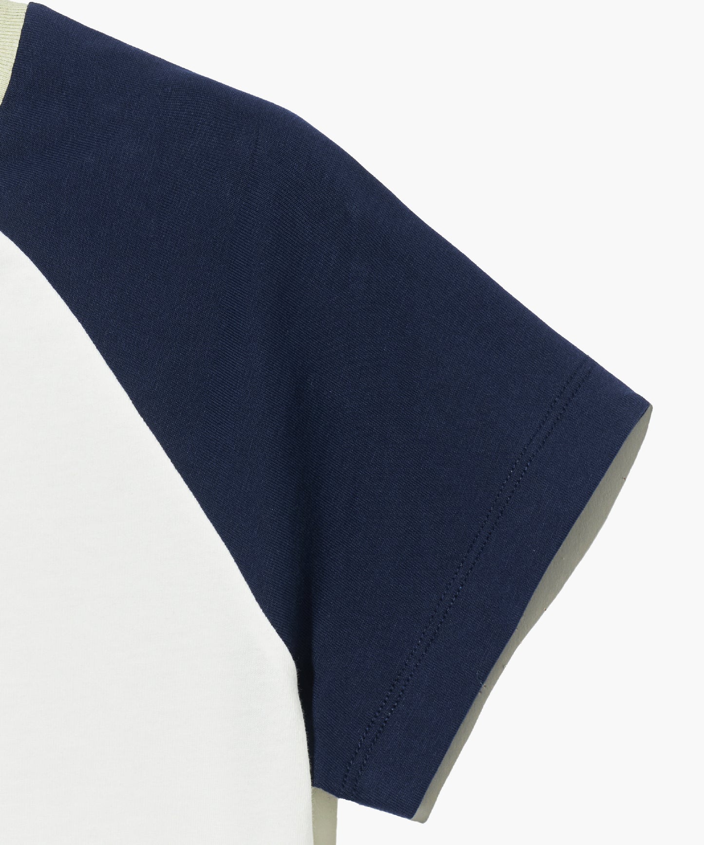 W 2-TONE RAGLAN CROP TEE