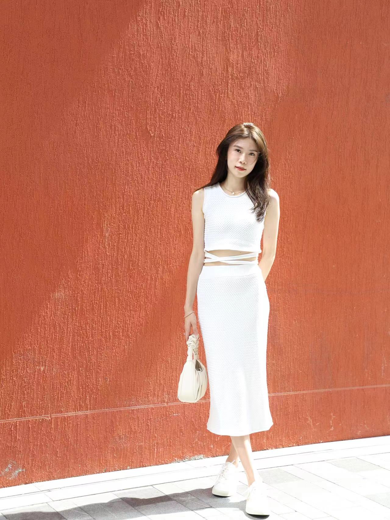 Knitted Cross Waist Skirt Set