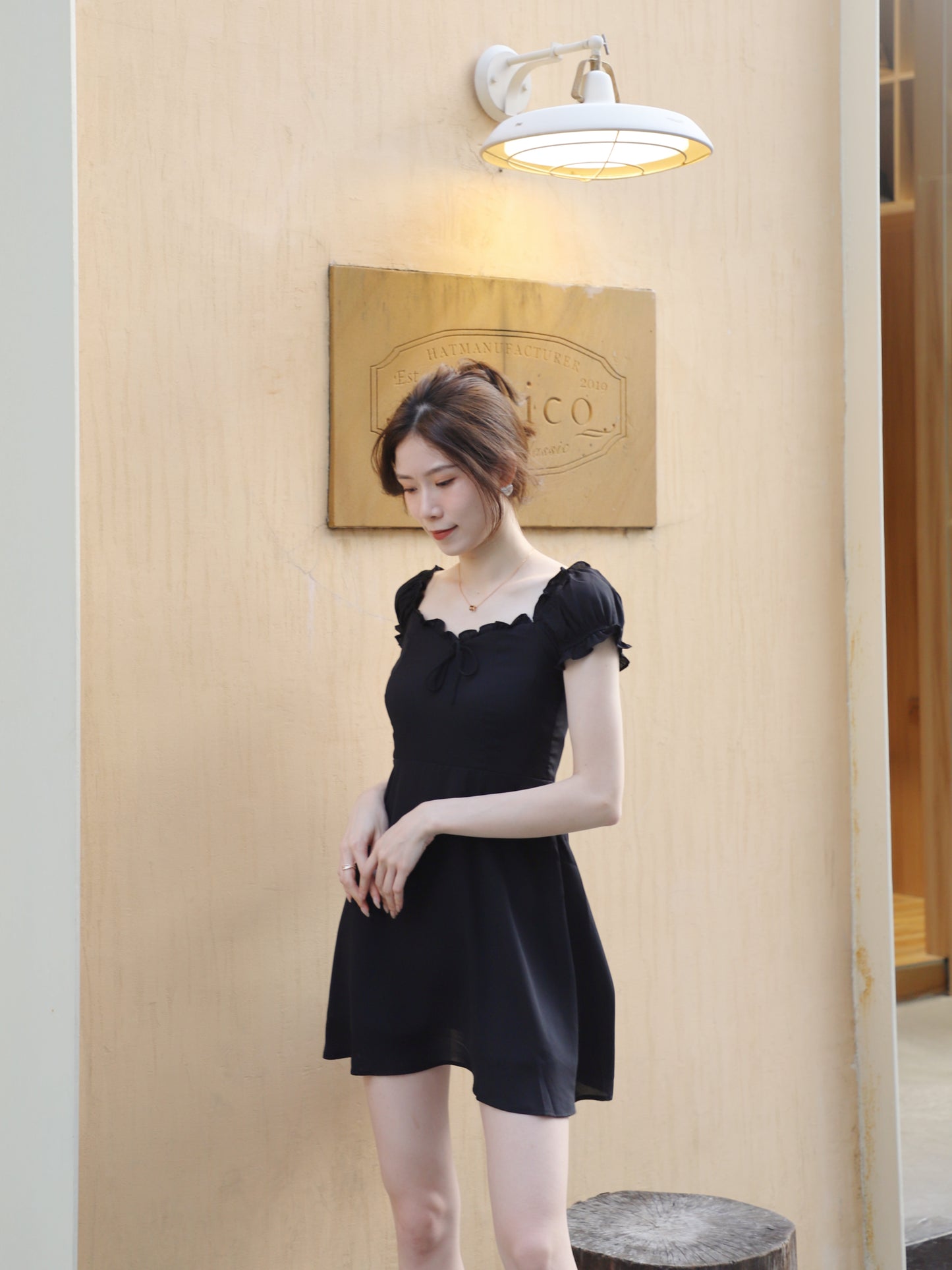 Ruffles Sleeves & Sweetheart Neckline Mini Dress