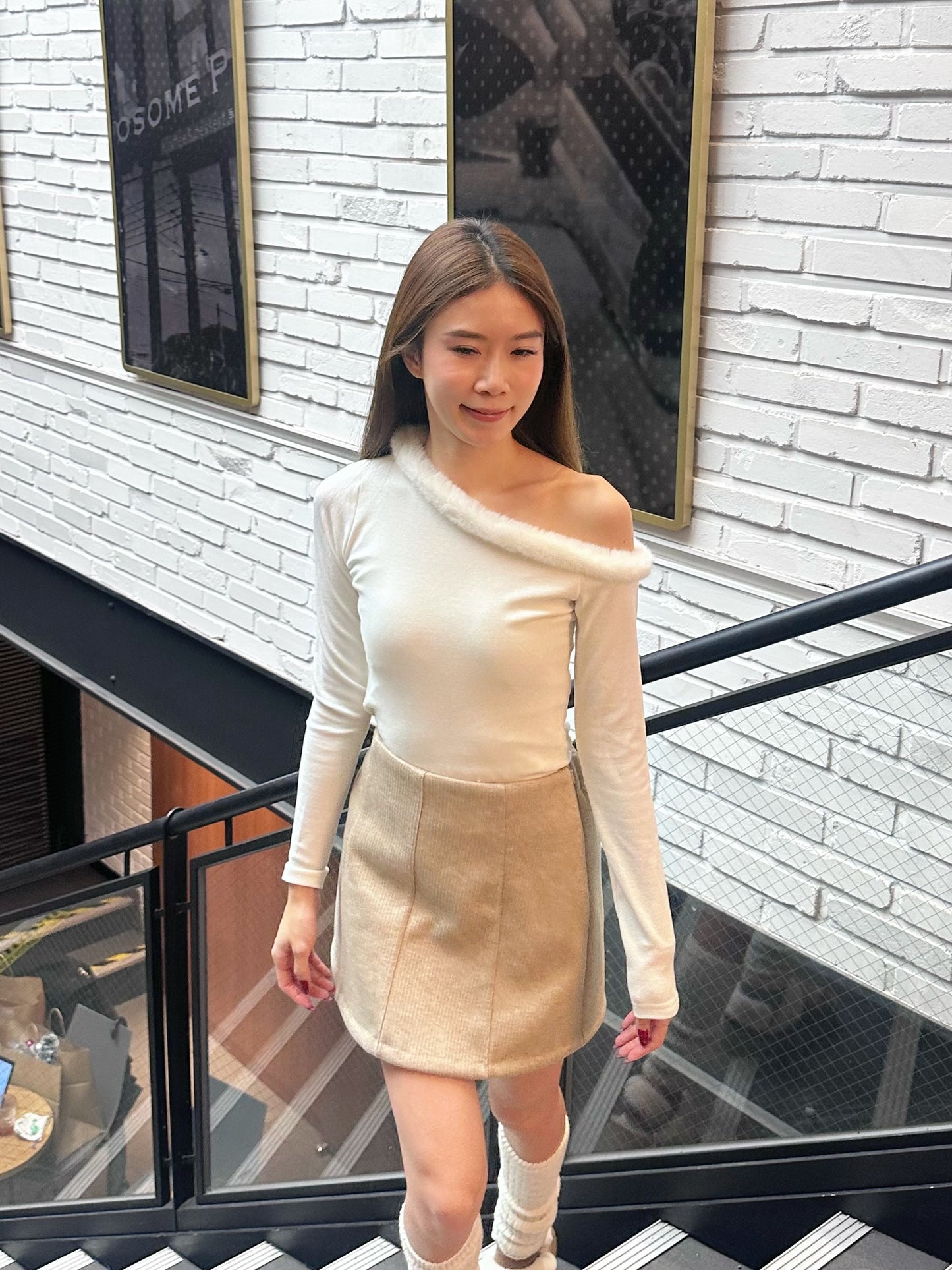 Fluffy One Side Long Sleeves Top