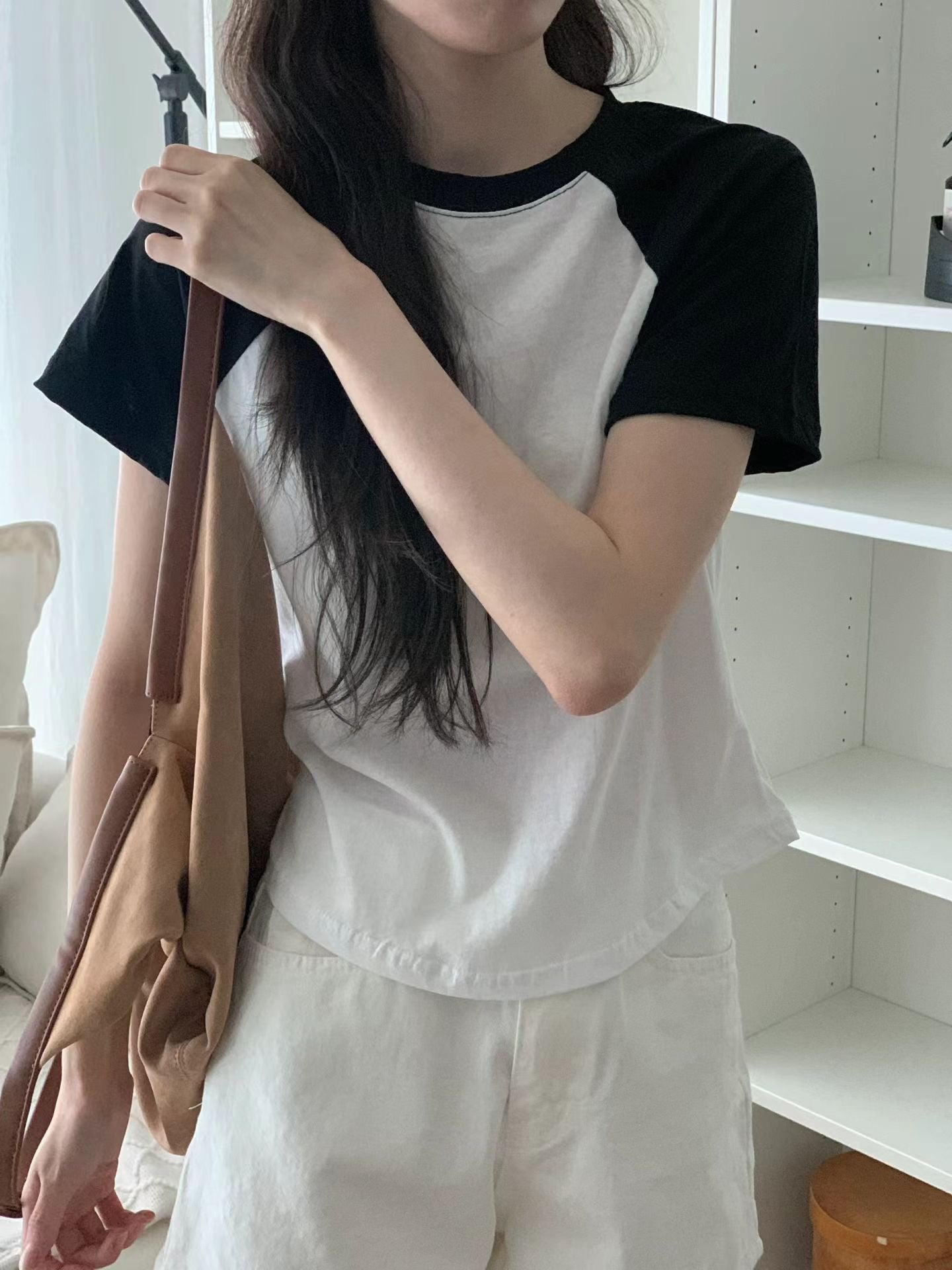 Outline Sleeves Cut T Top