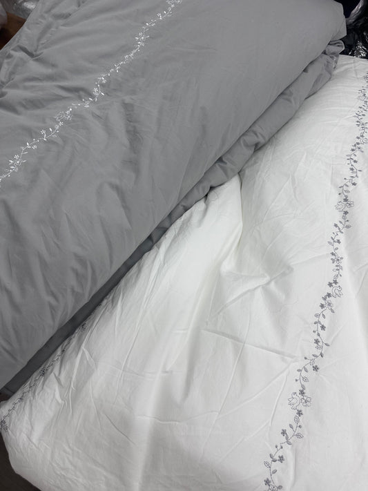 韓國天絲棉被酒店級刺繡款