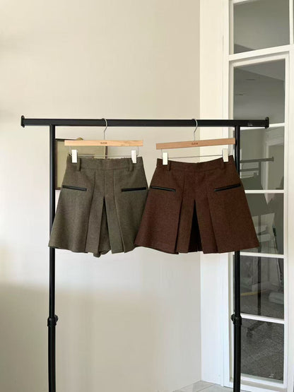 Leather Pleated Skirt Short