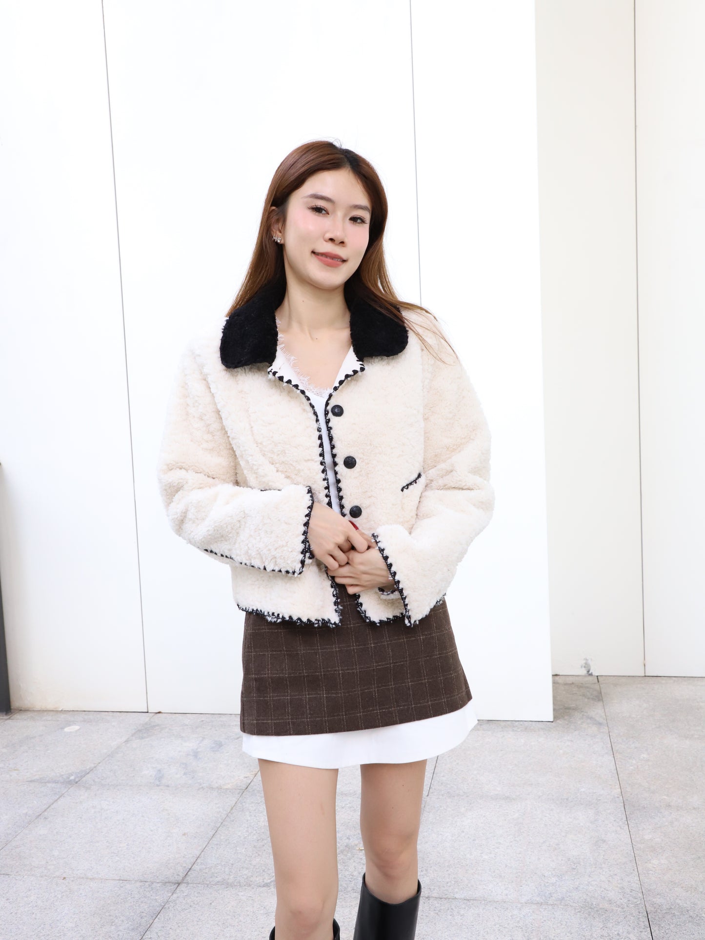 Collar Neck Fluffy Jacket