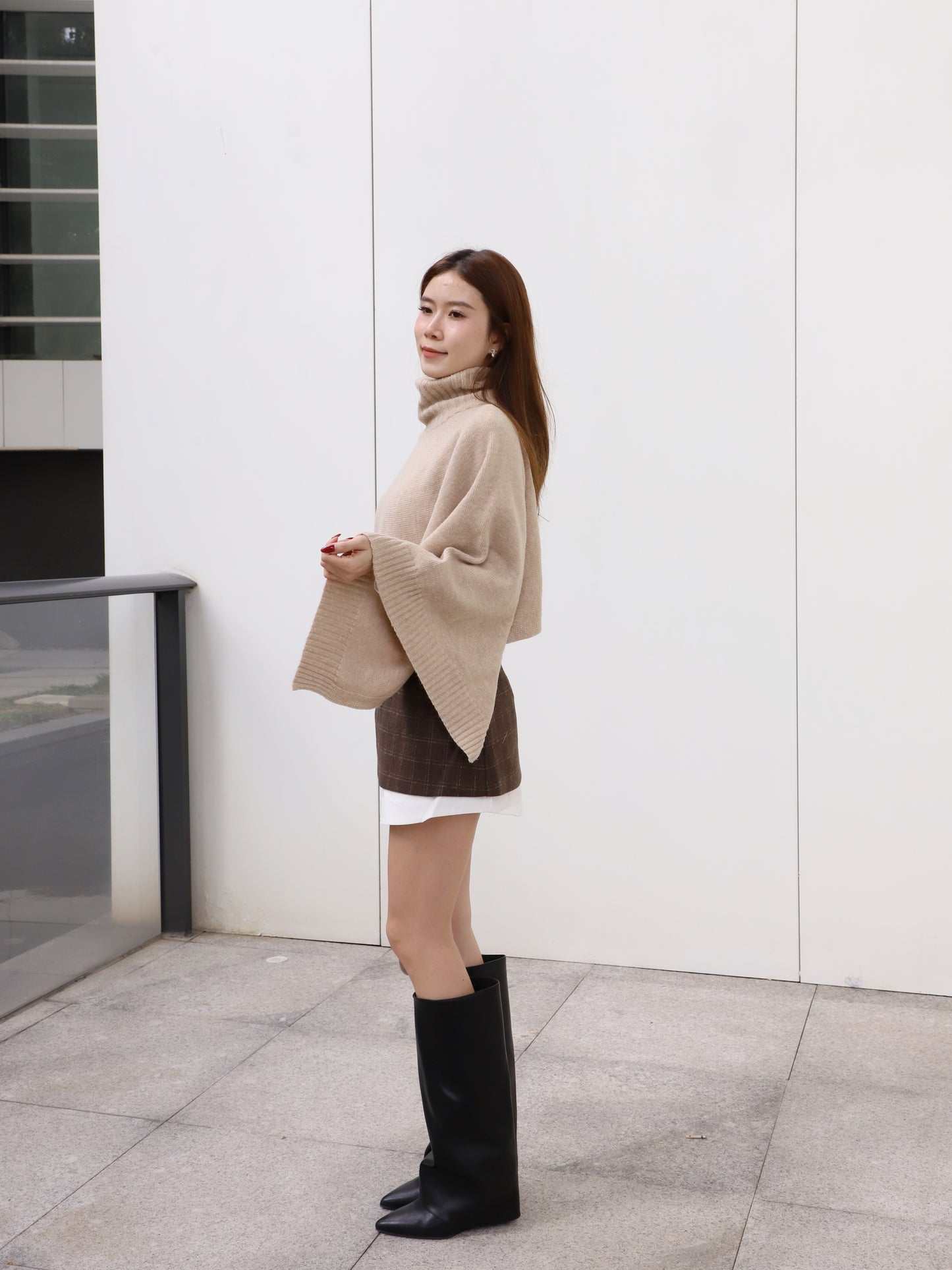 Turtle Neck Wool Cape