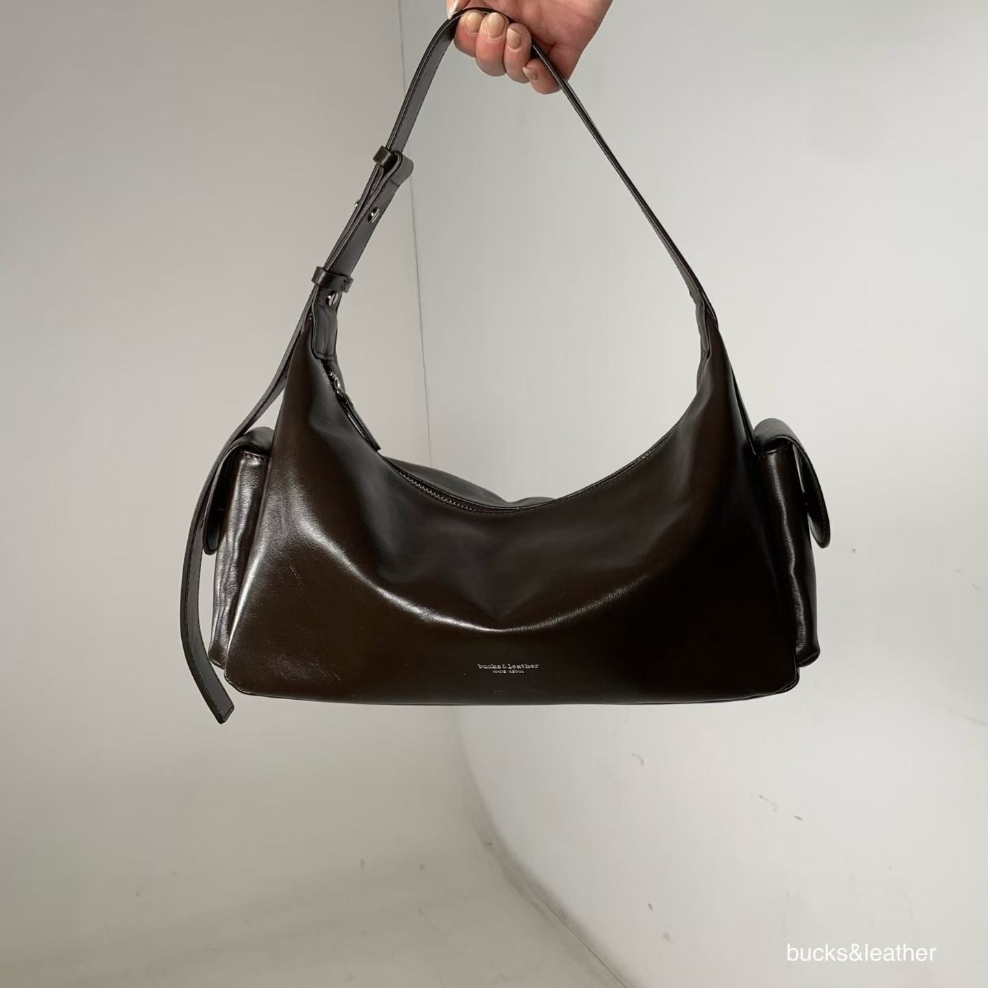 26SS Cargo On Shoulder Leather Bag