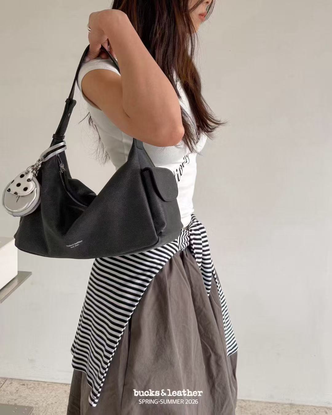 26SS Cargo On Shoulder Leather Bag