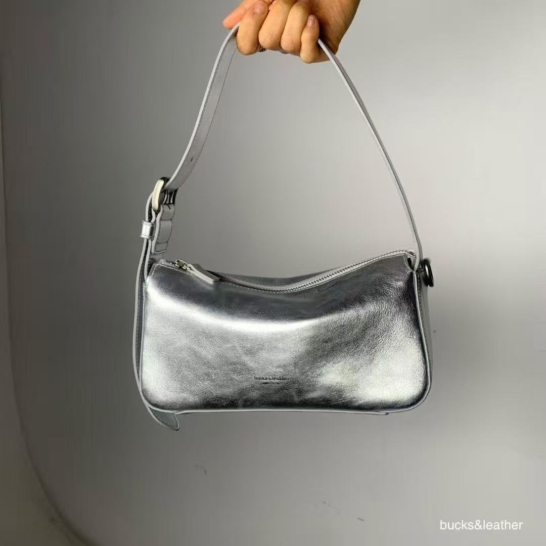 26SS Big Button Side Leather Bag 牛皮亮面