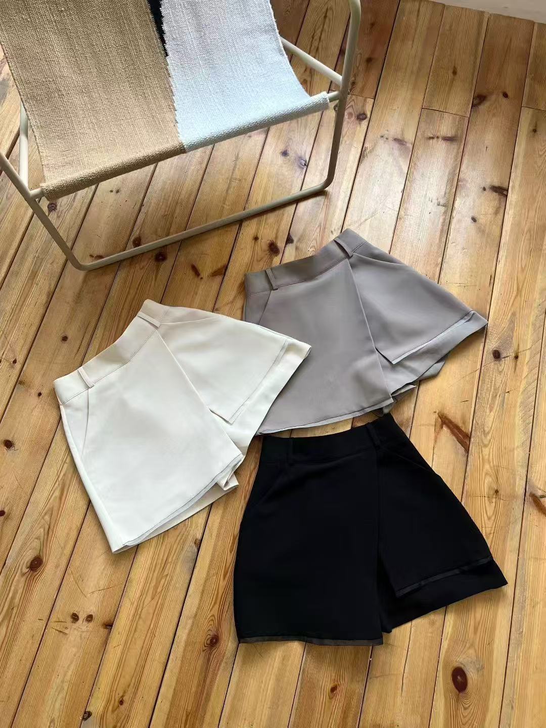 Basic Slit Skirt Shorts