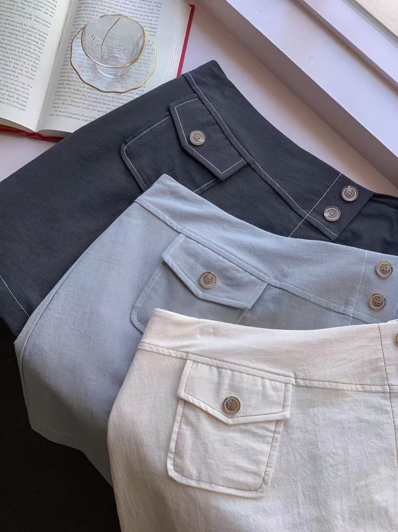 Side Button Flap Skirt Shorts