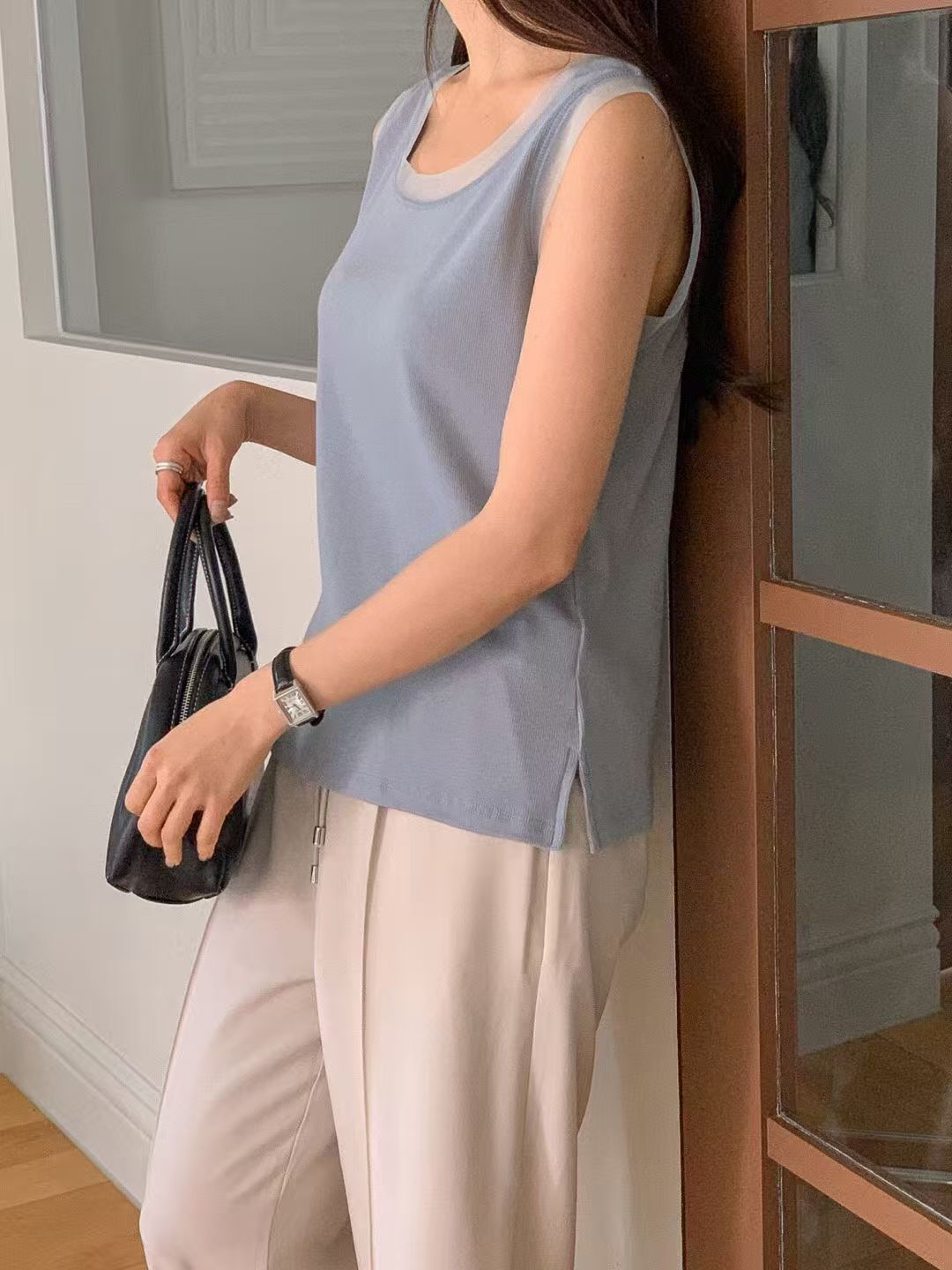 Lace Outline Tank Top