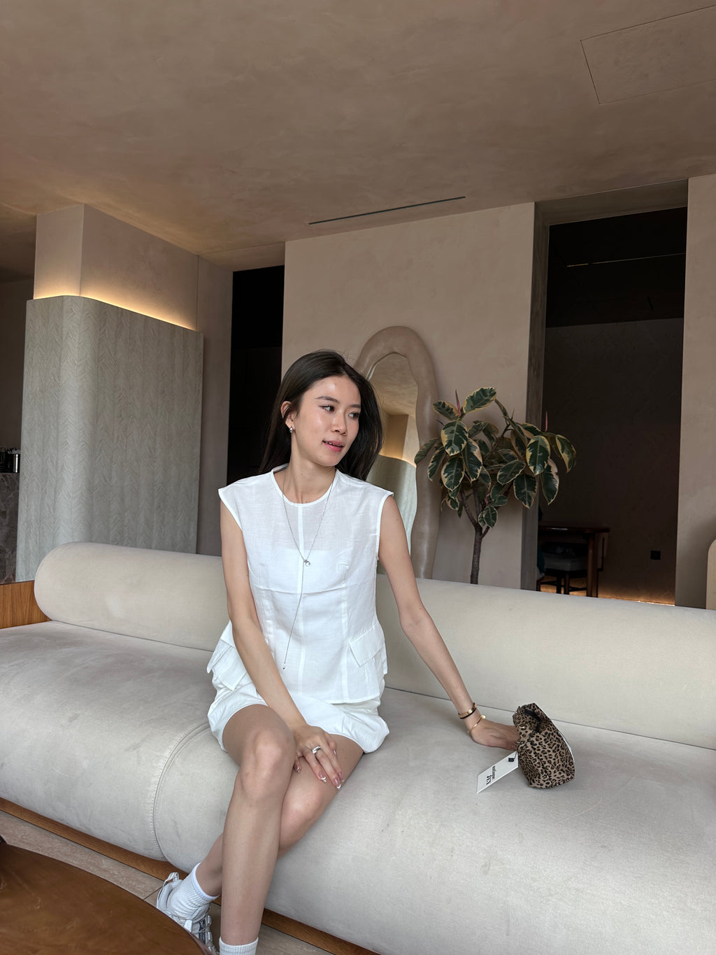 Linen Two Pockets Tank Top