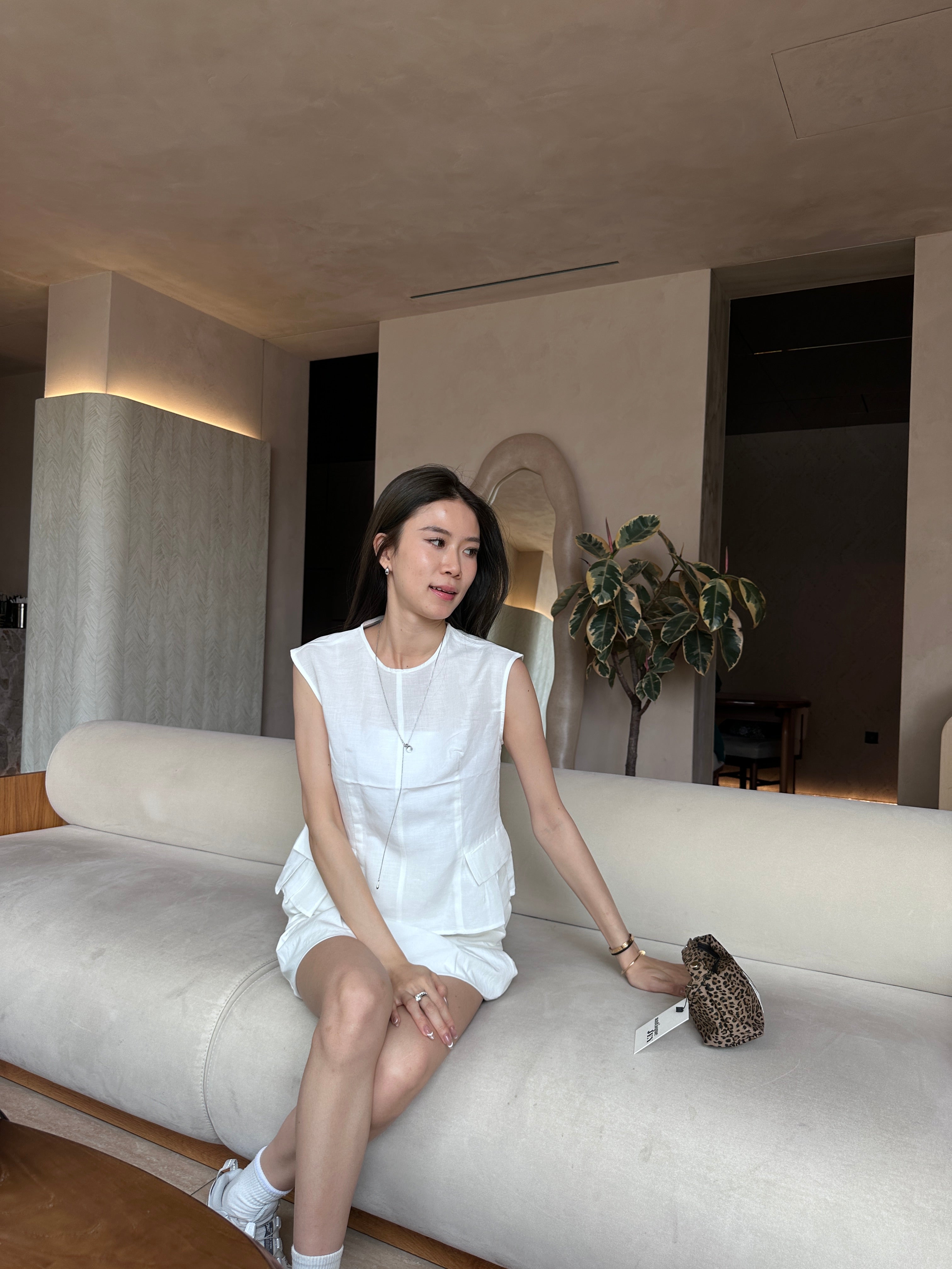 Linen Two Pockets Tank Top